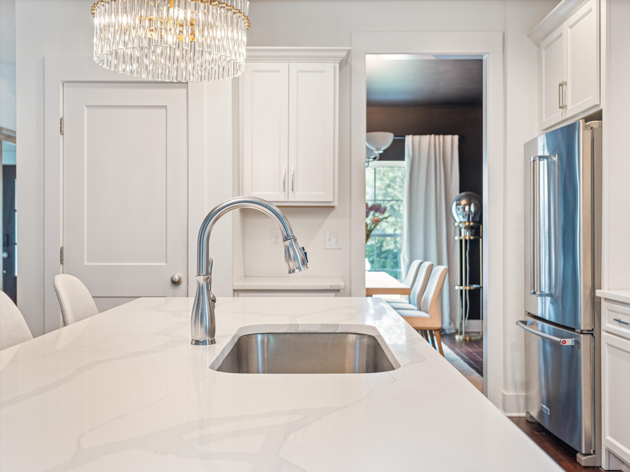 213 Hermitage Point Dr