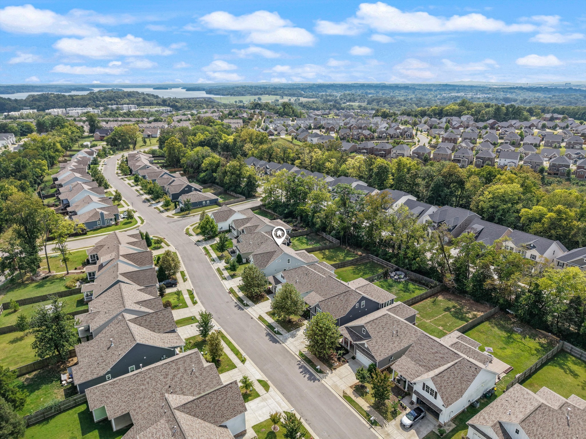 213 Hermitage Point Dr