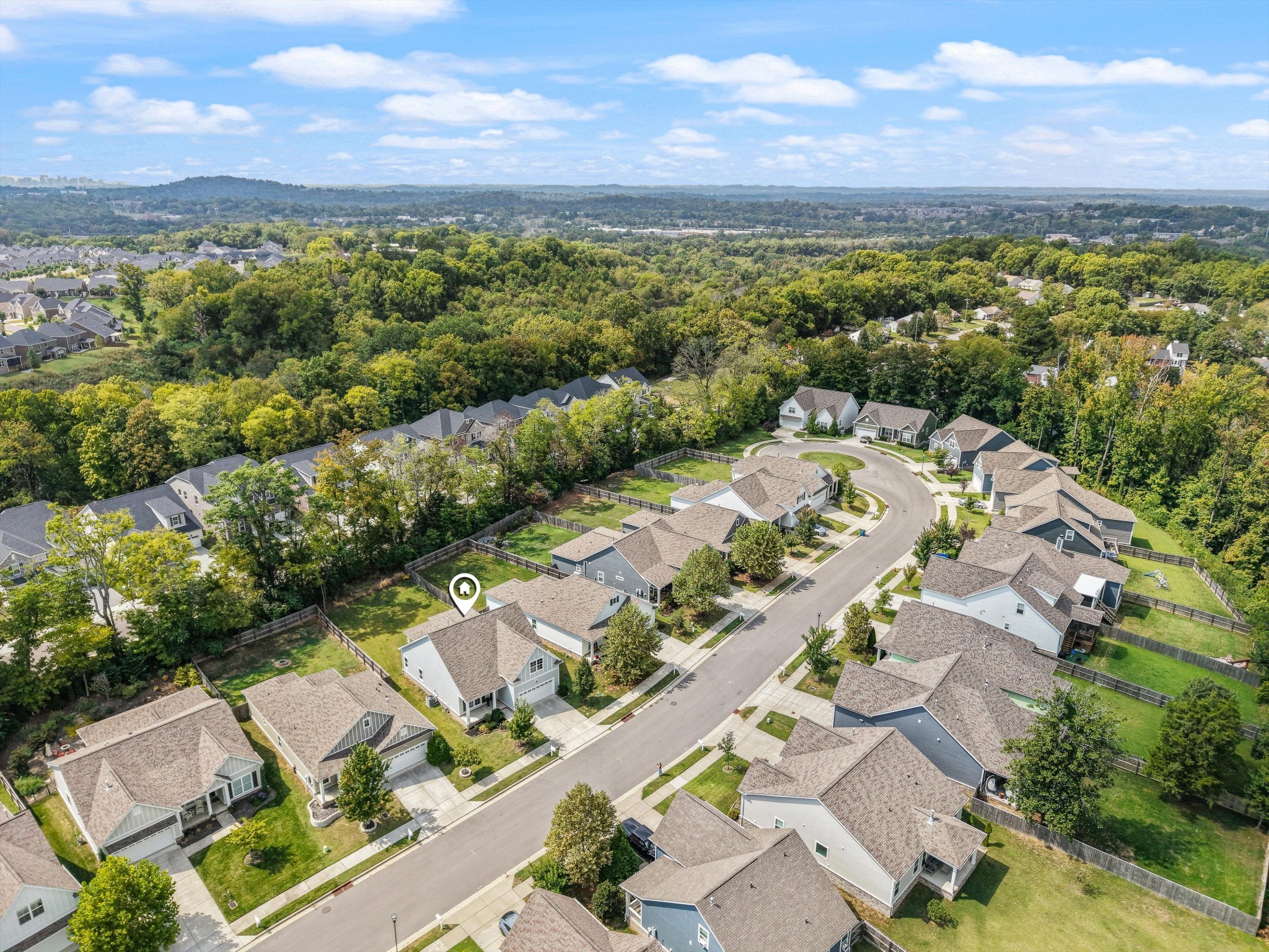 213 Hermitage Point Dr