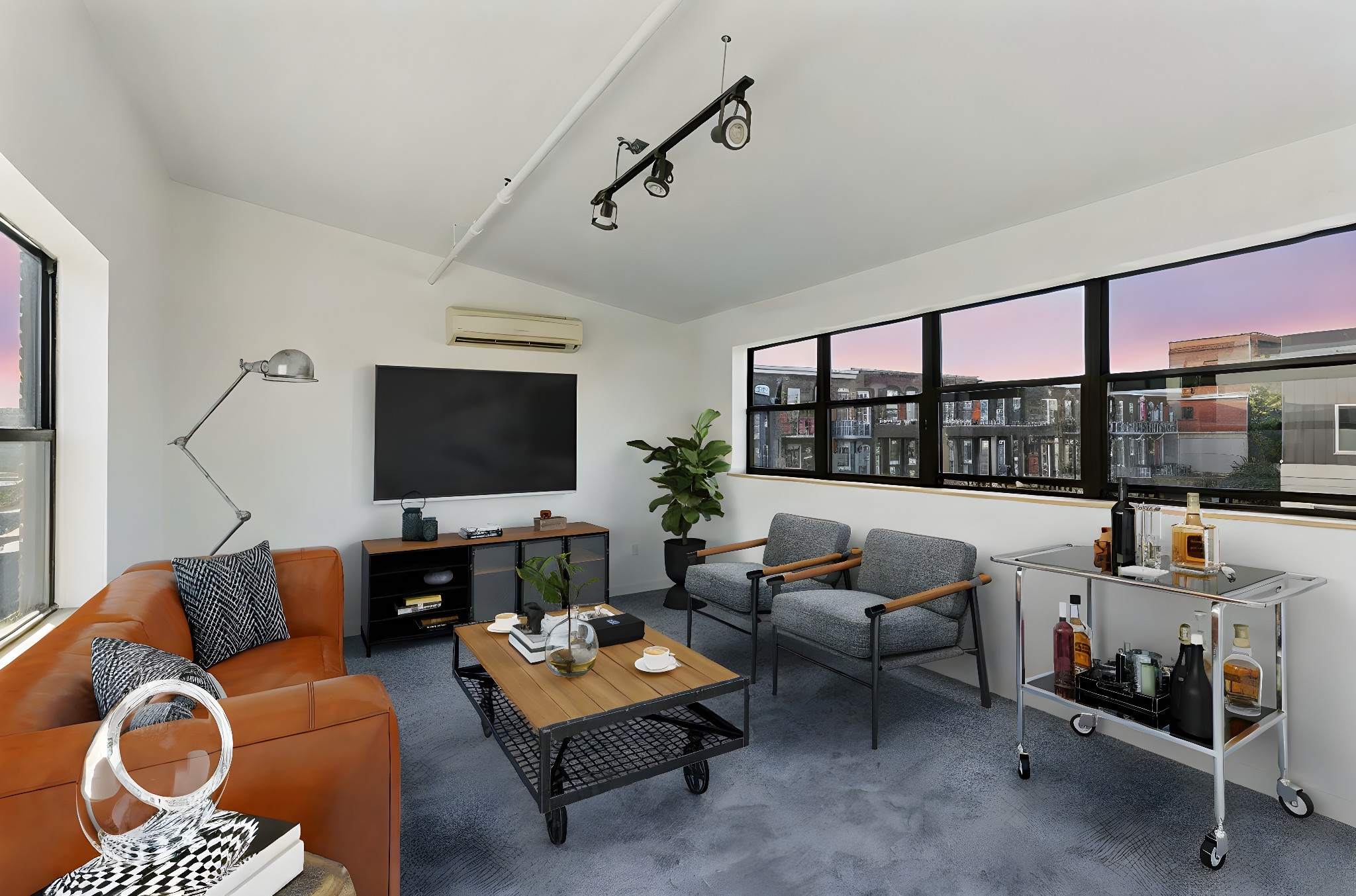 1342 Rosa L Parks Blvd