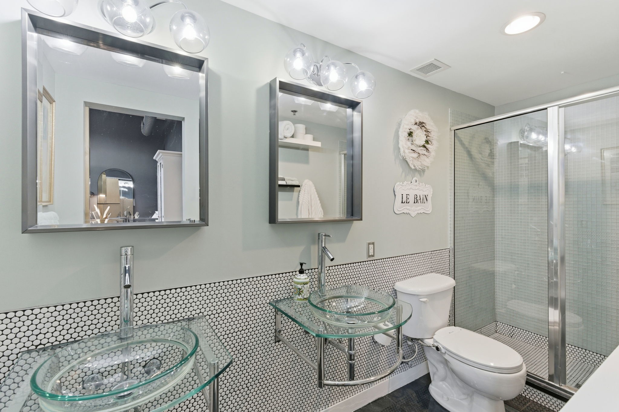 1342 Rosa L Parks Blvd