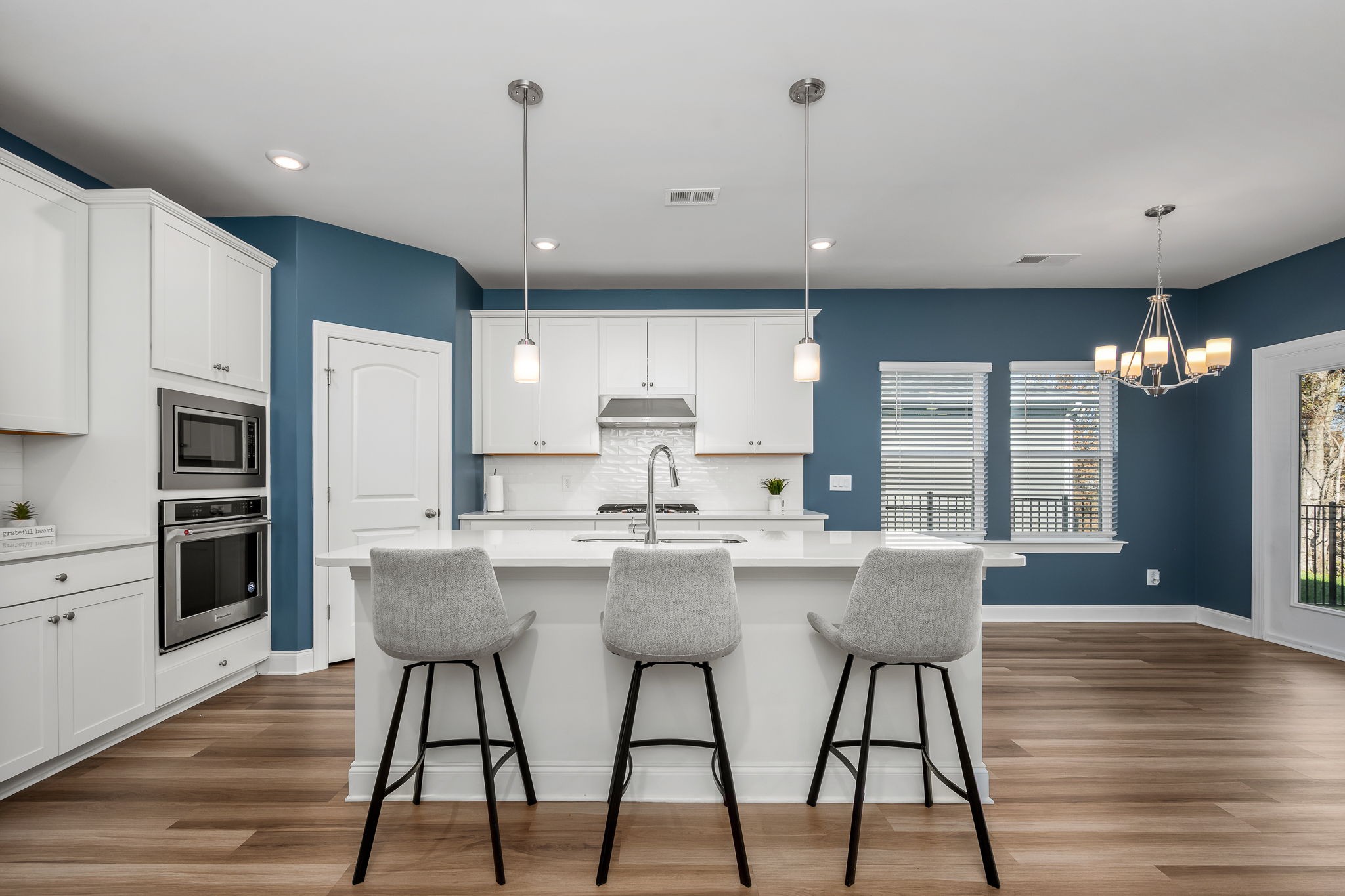 2525 Prairie Hill Dr