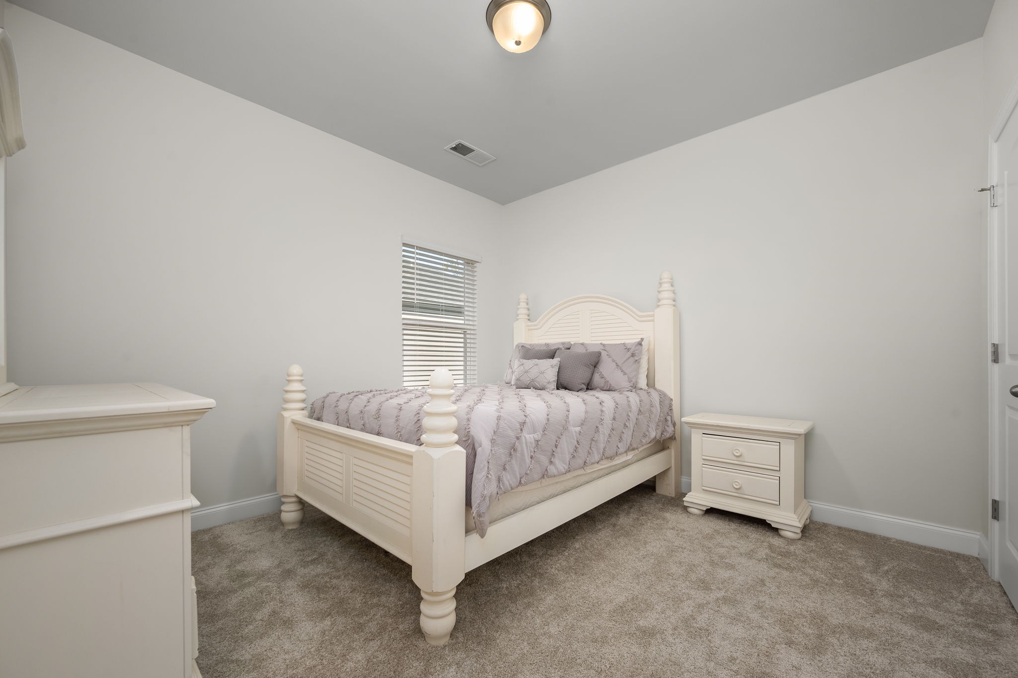 2525 Prairie Hill Dr