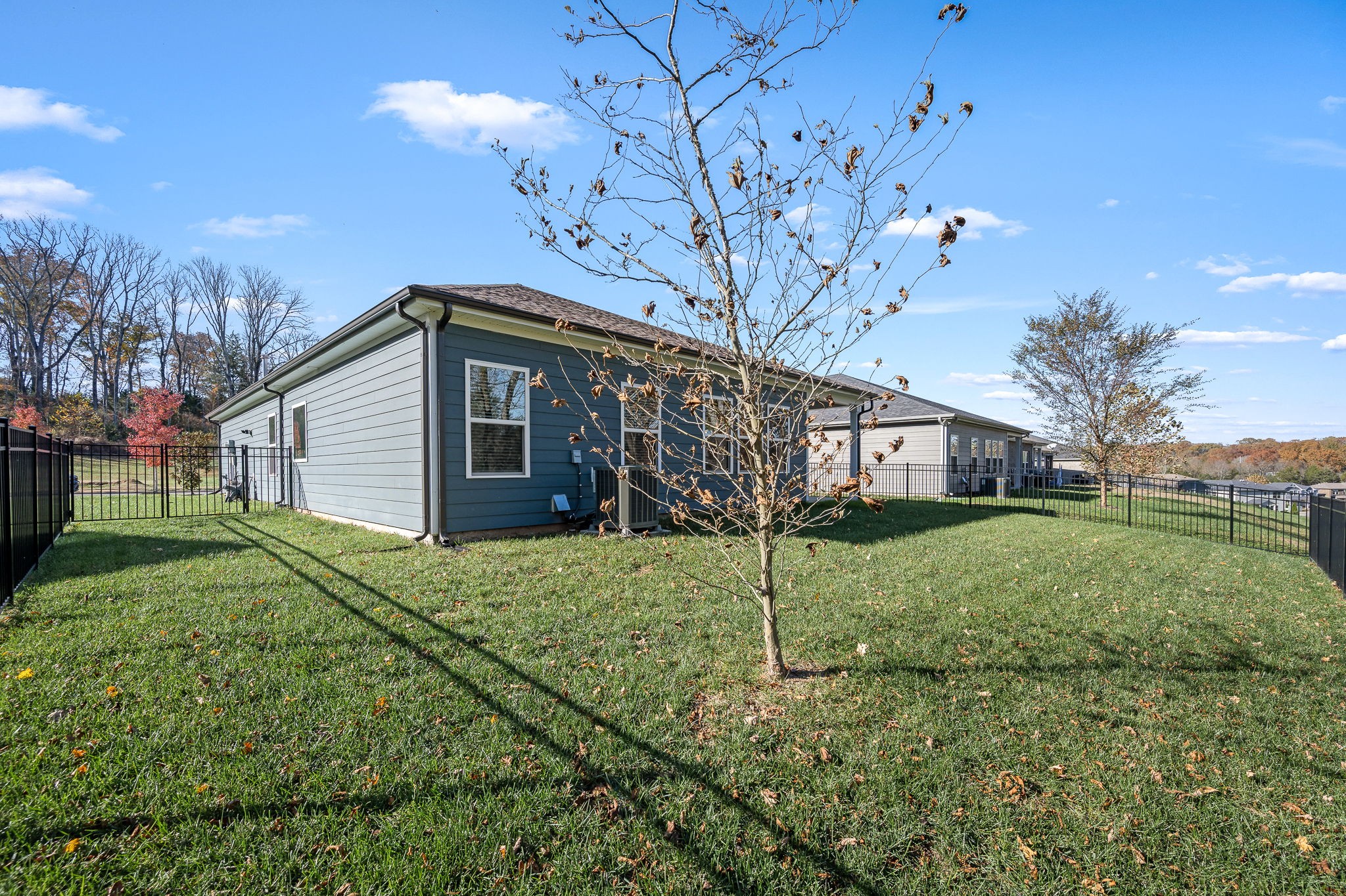 2525 Prairie Hill Dr