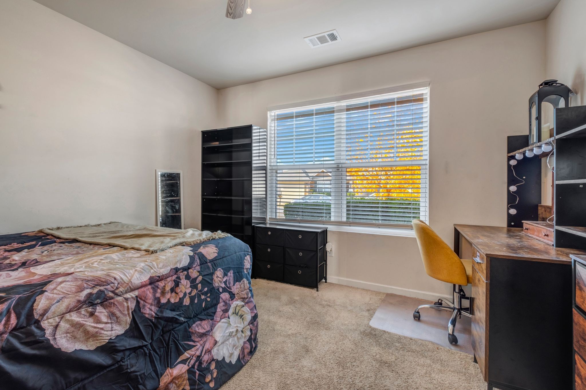 519 Rock Island Way