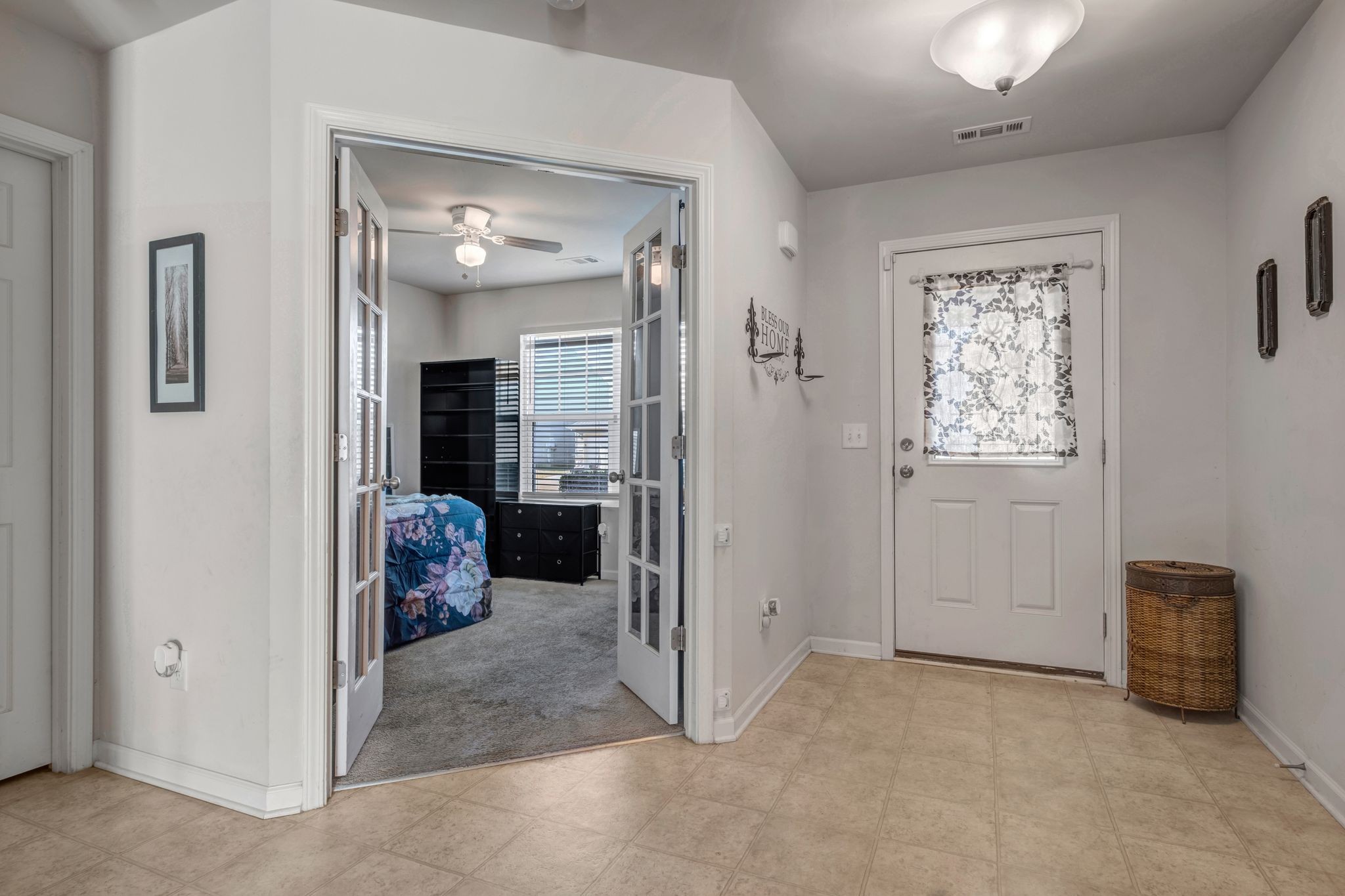 519 Rock Island Way