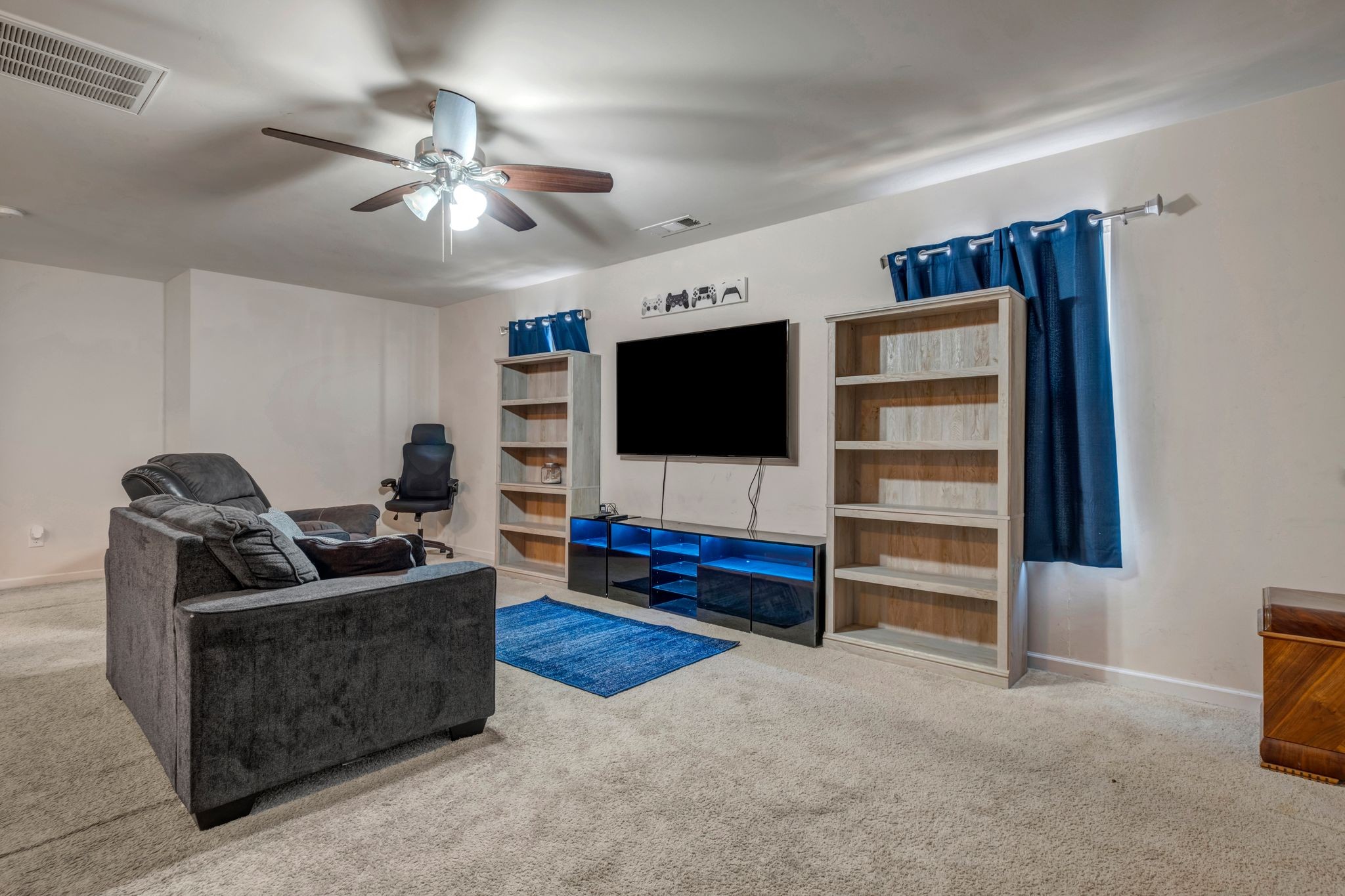 519 Rock Island Way