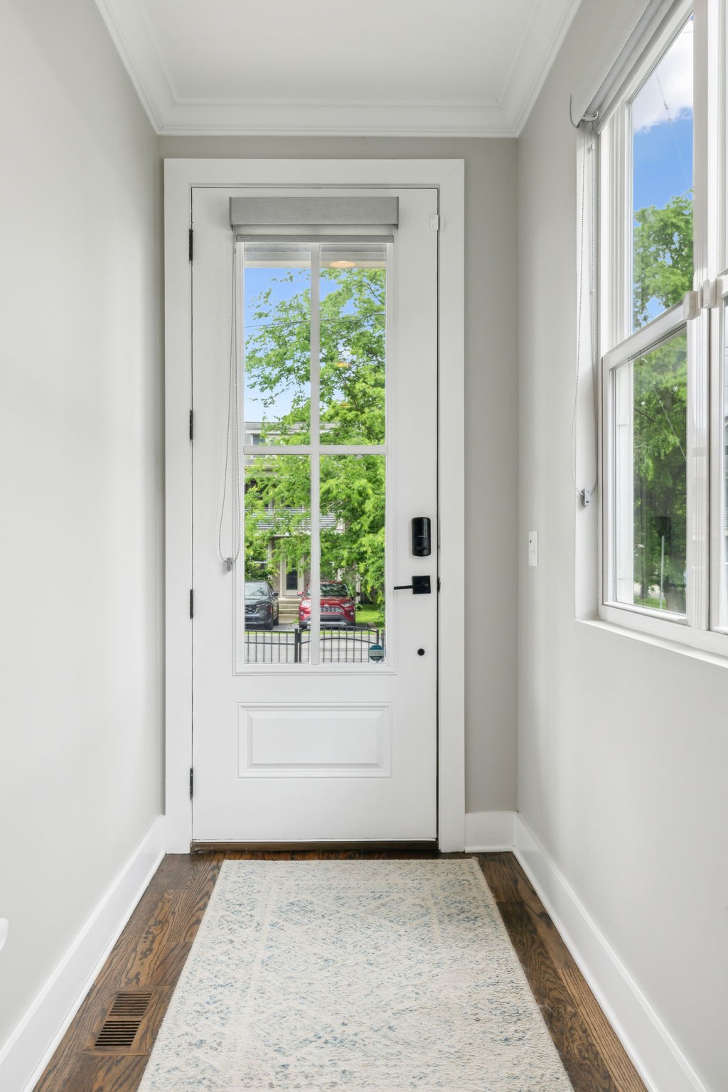 6216B California Ave