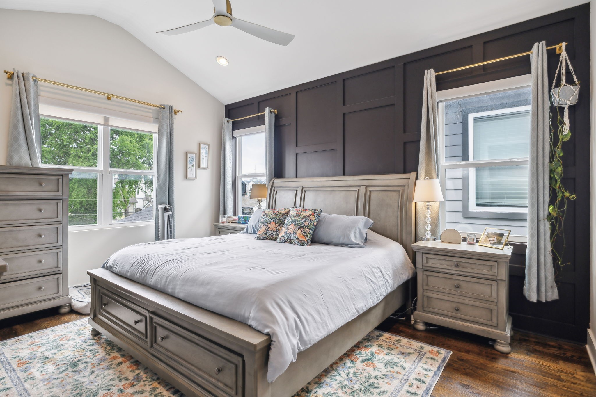 6216B California Ave