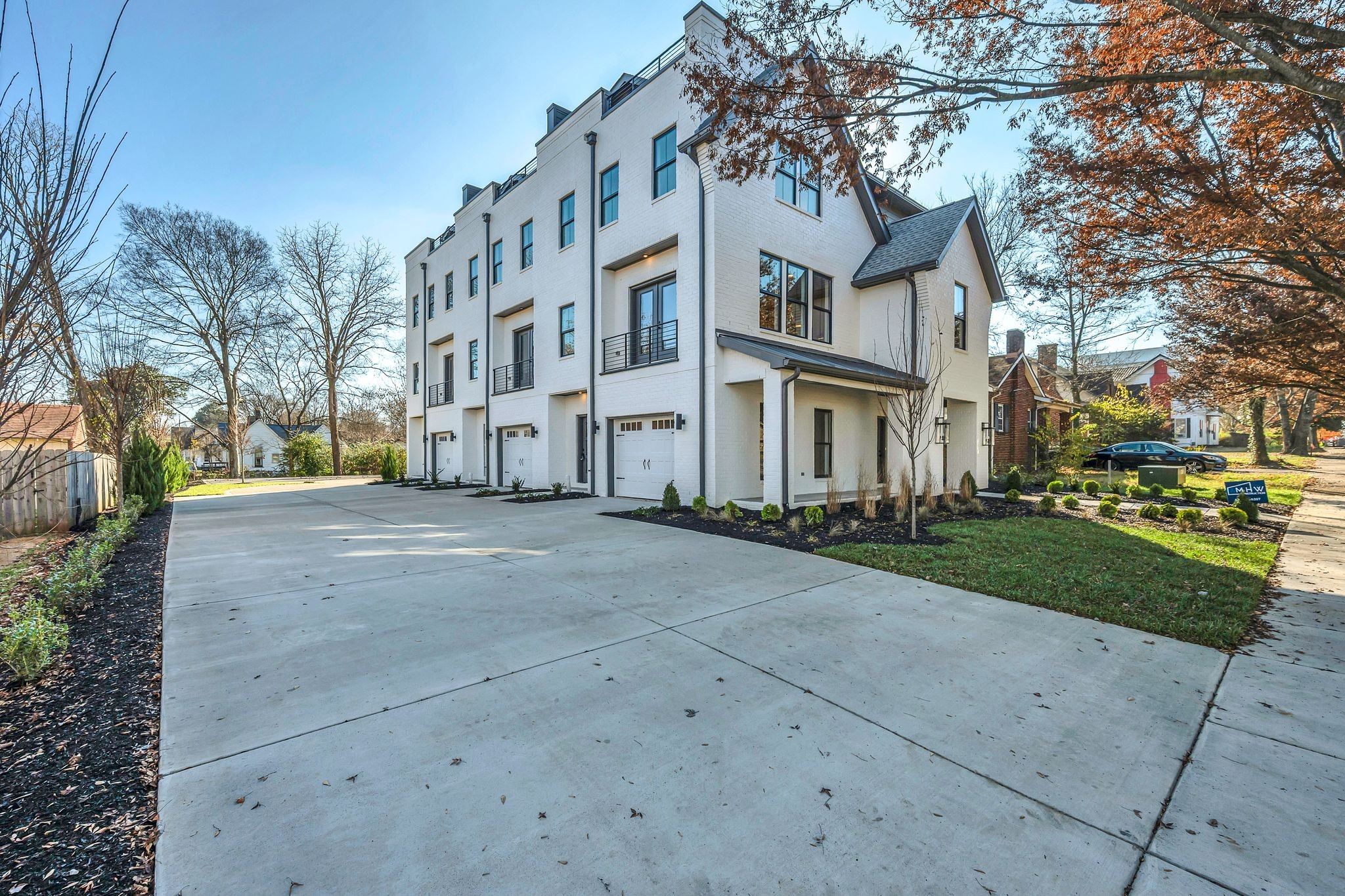 520 N Maple St Unit: 1