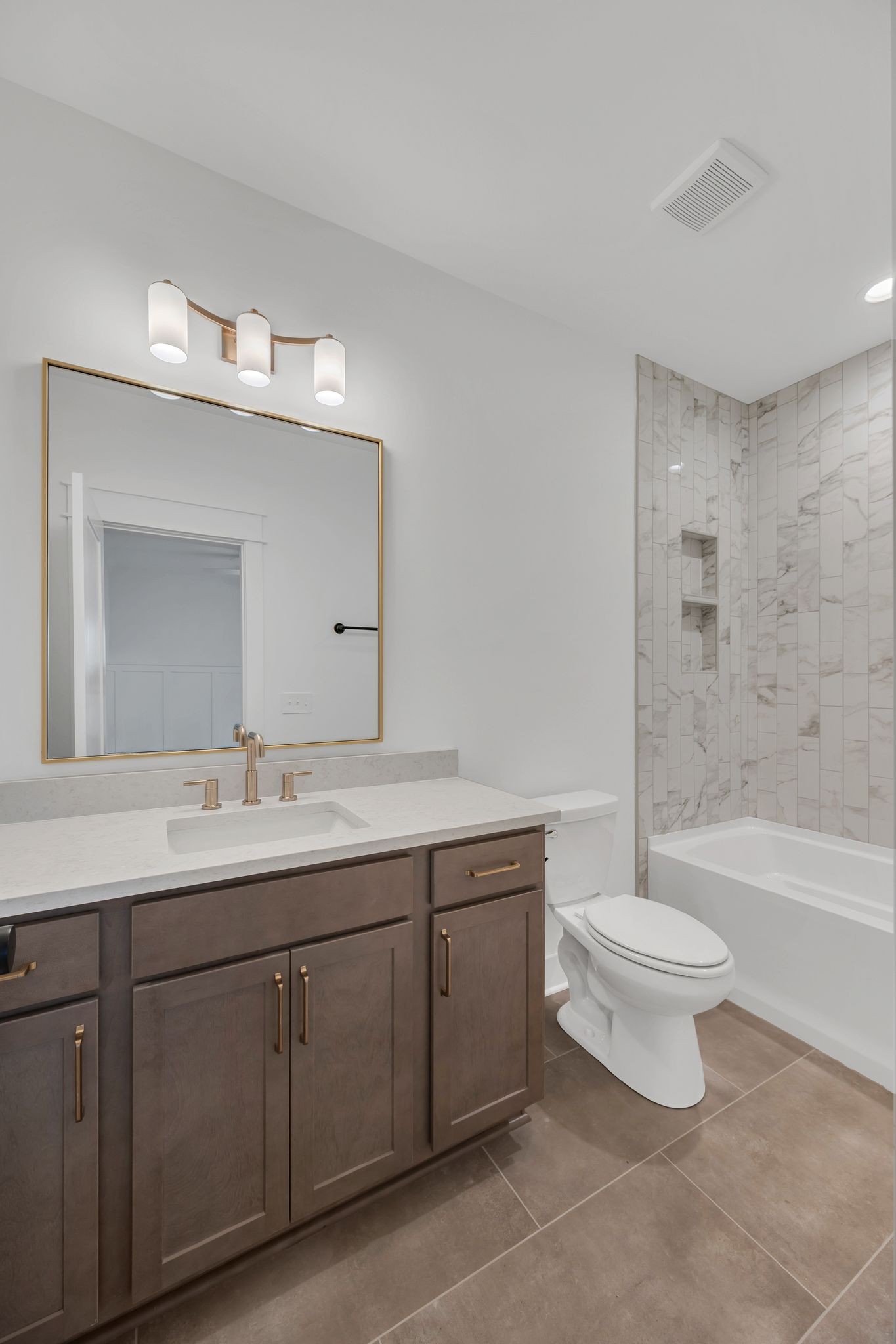 520 N Maple St Unit: 1