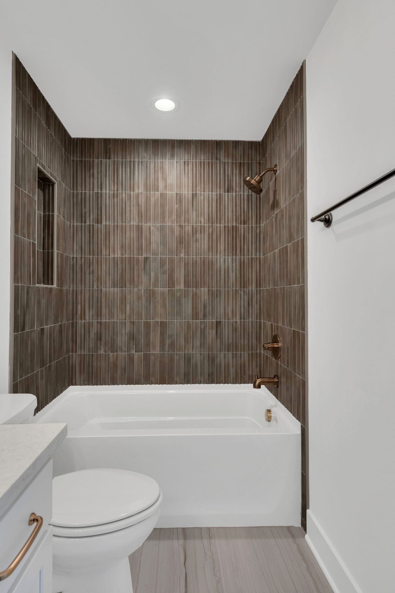 520 N Maple St Unit: 1