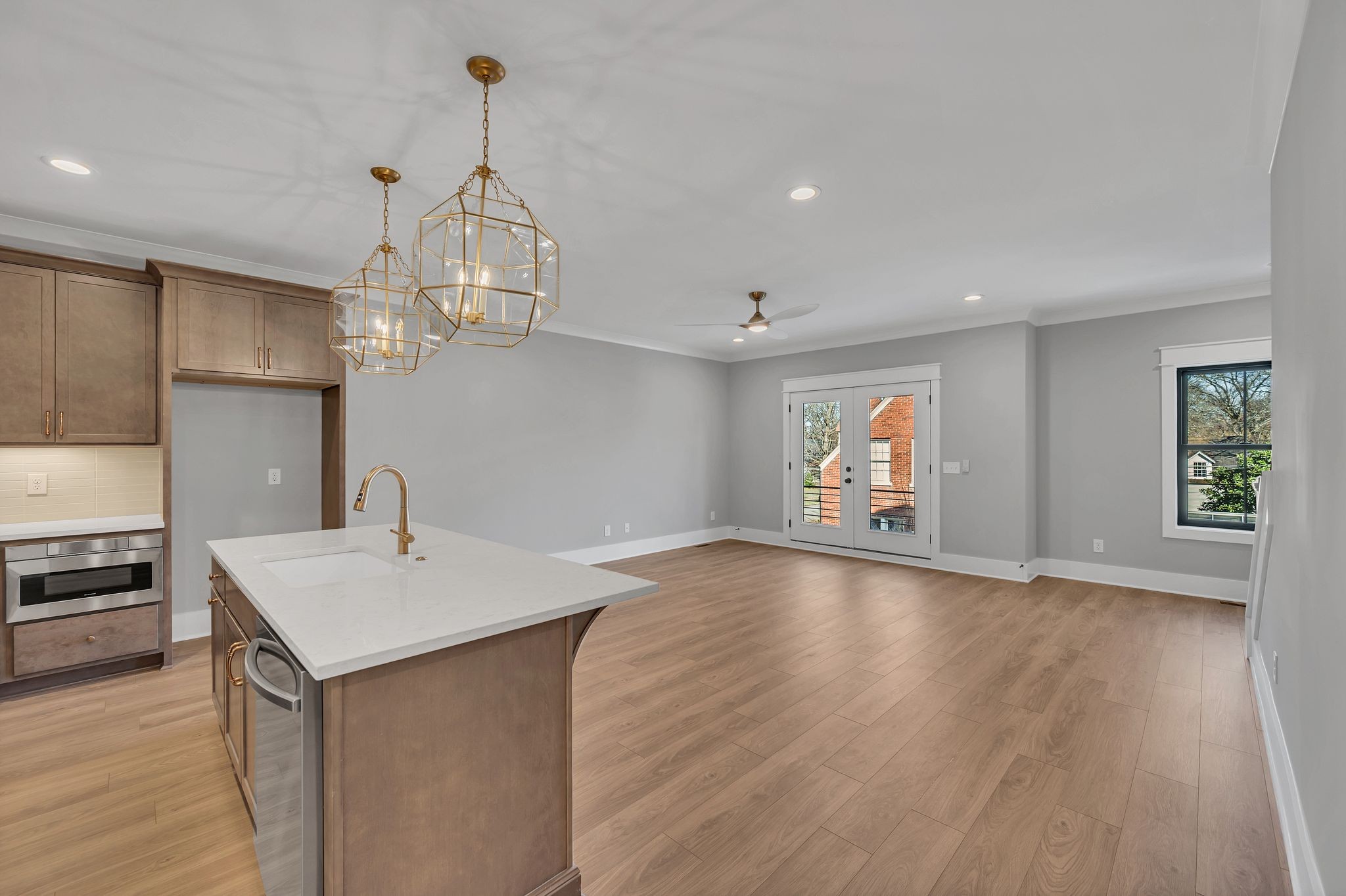 520 N Maple St Unit: 2