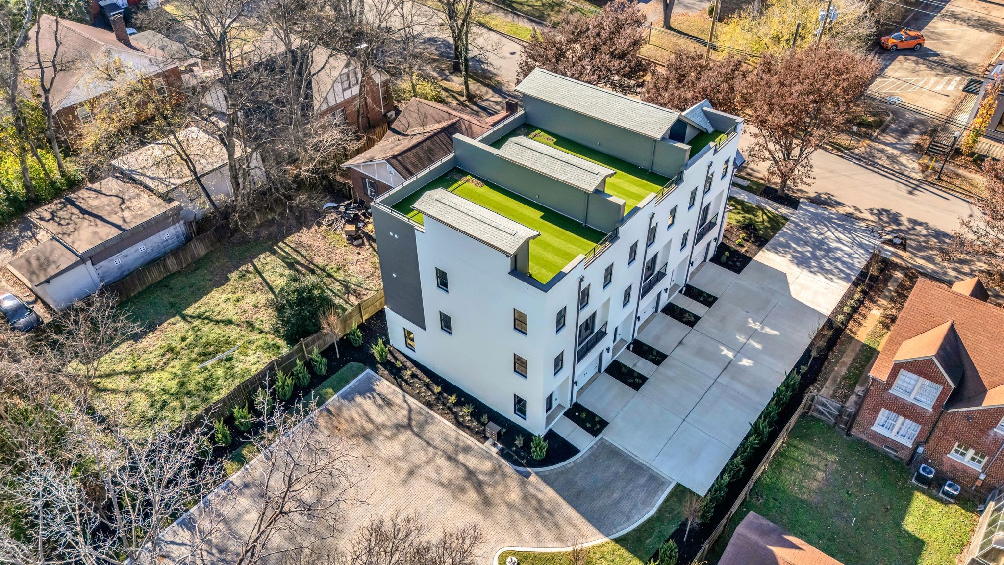 520 N Maple St Unit: 2