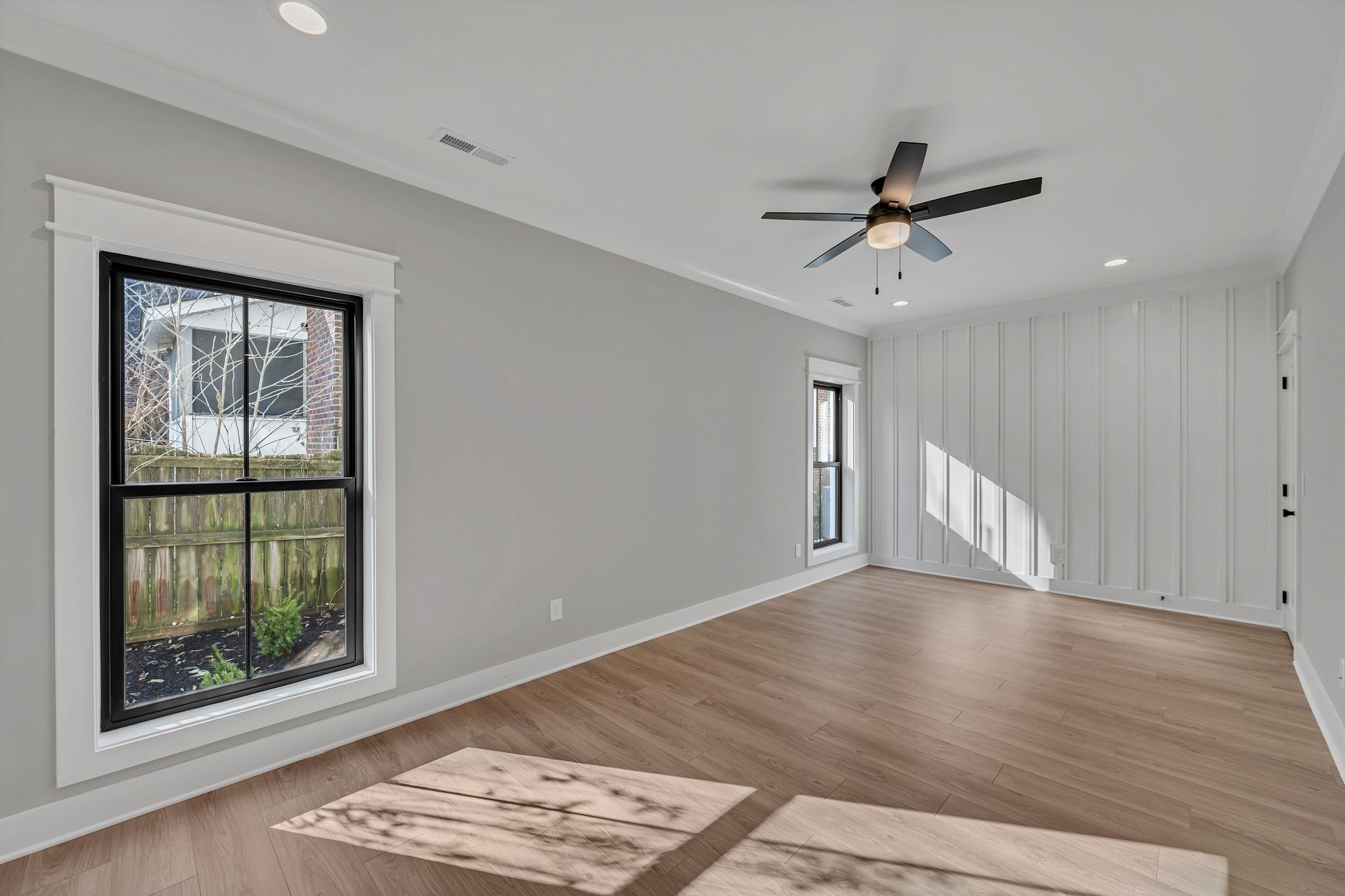 520 N Maple St Unit: 2