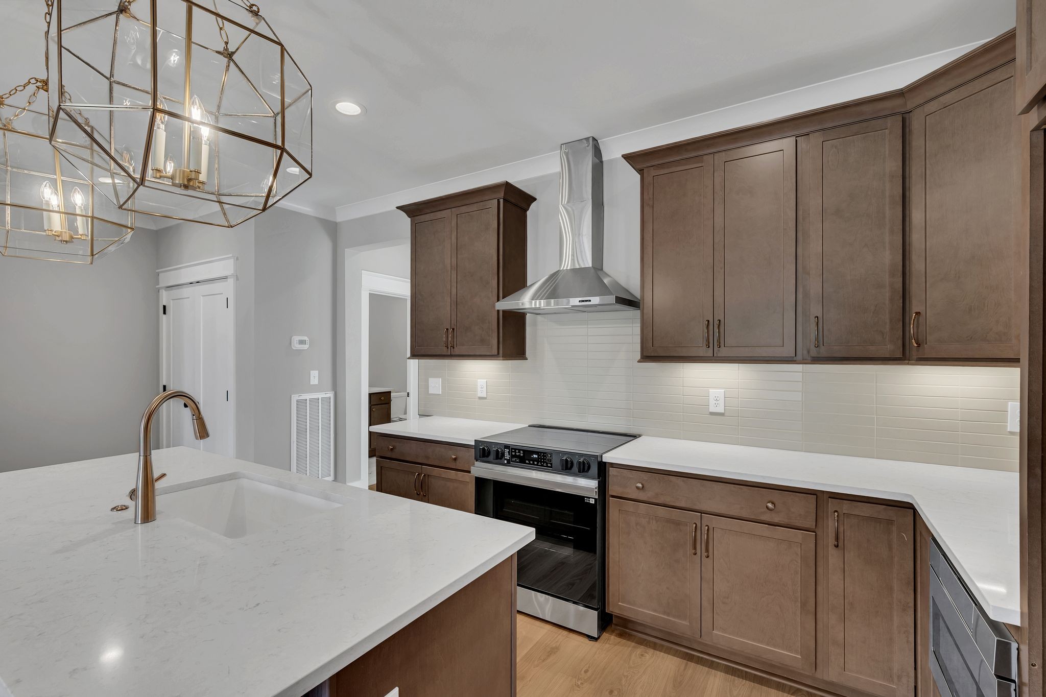 520 N Maple St Unit: 2