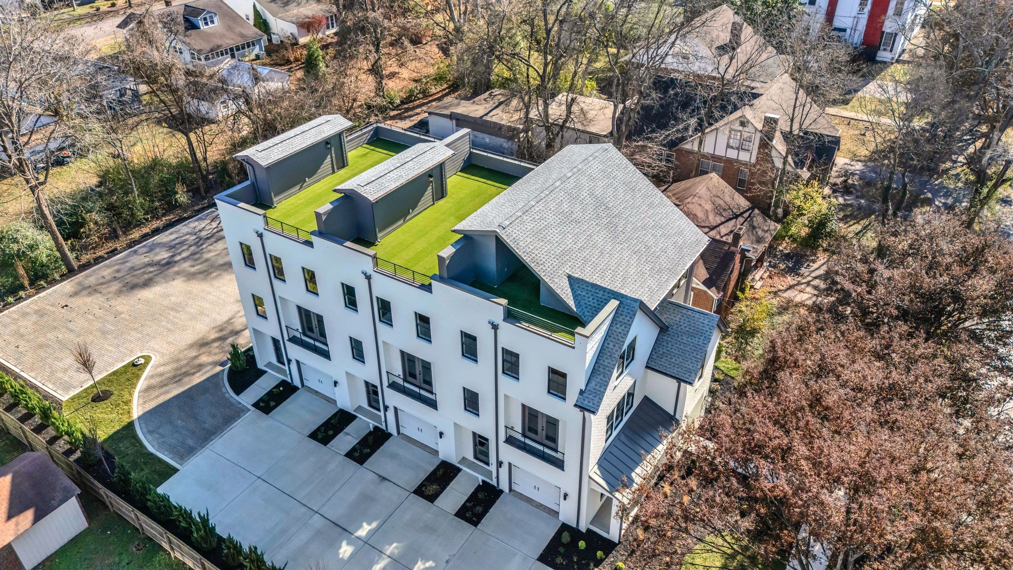 520 N Maple St Unit: 2