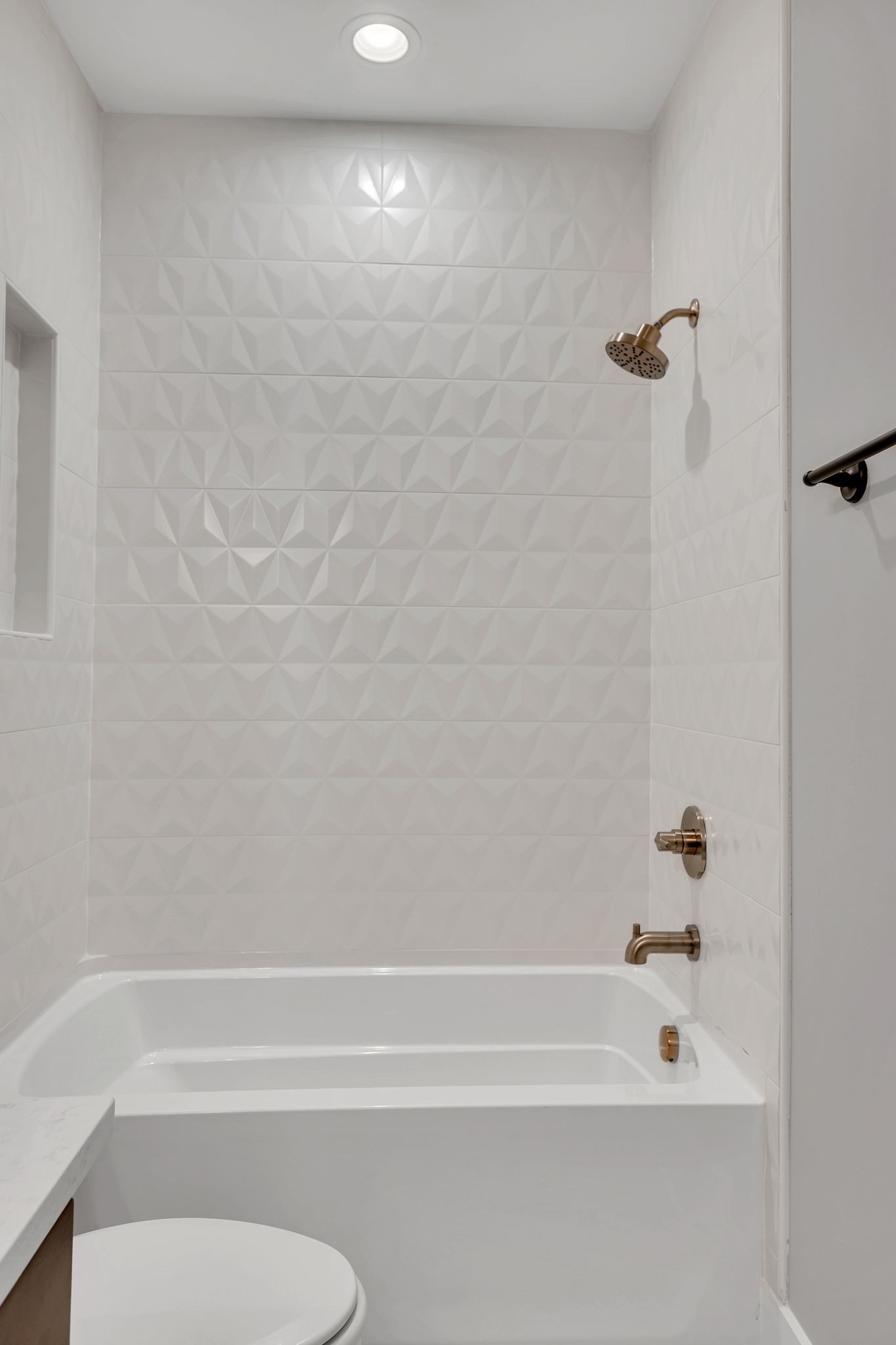 520 N Maple St Unit: 2