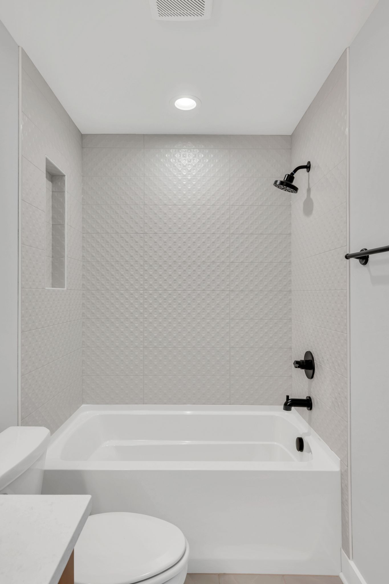 520 N Maple St Unit: 3