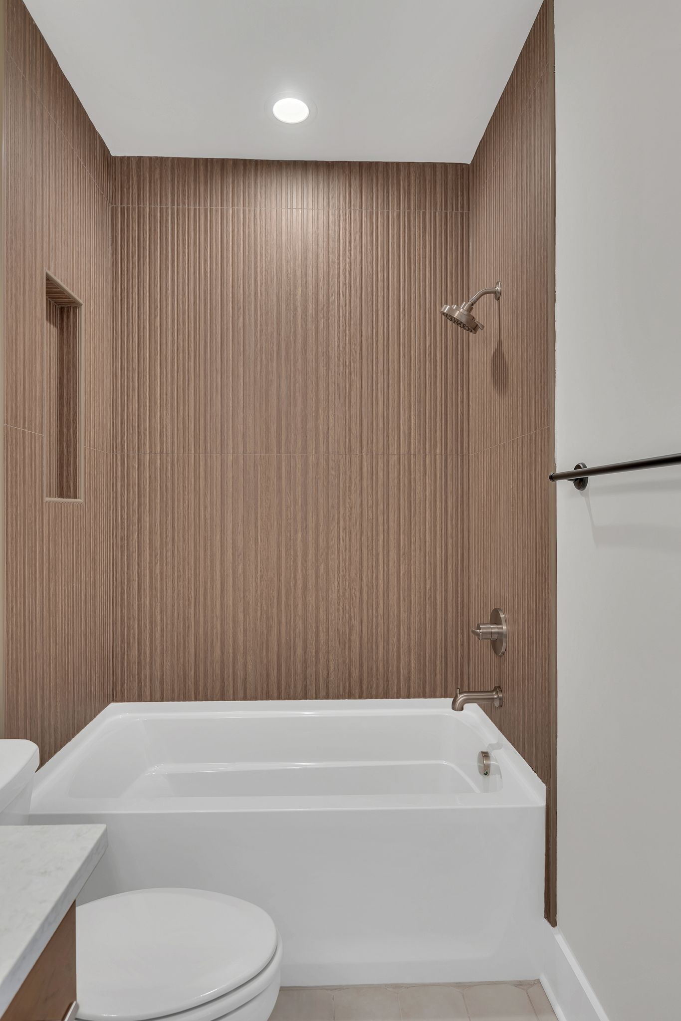 520 N Maple St Unit: 3