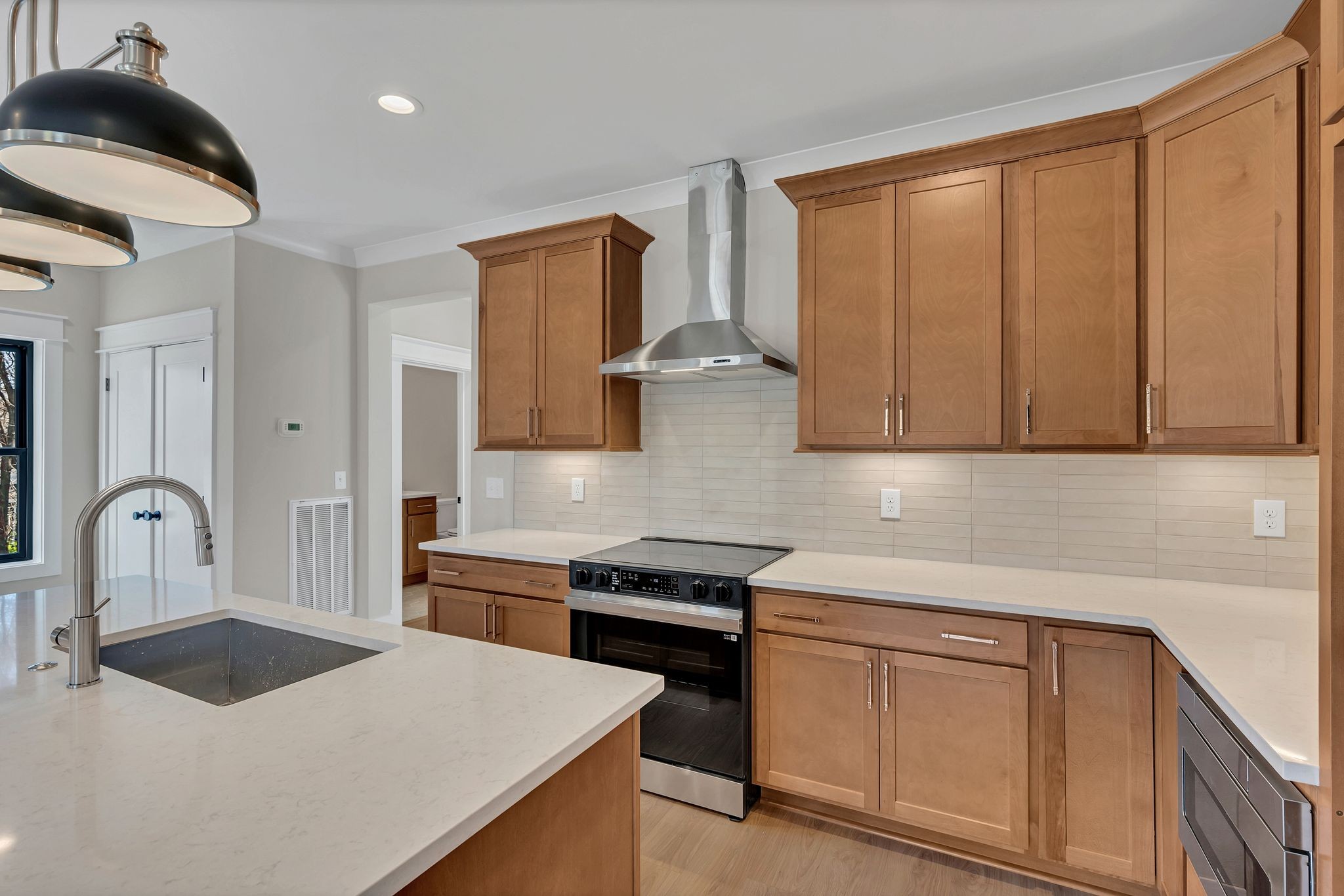 520 N Maple St Unit: 3