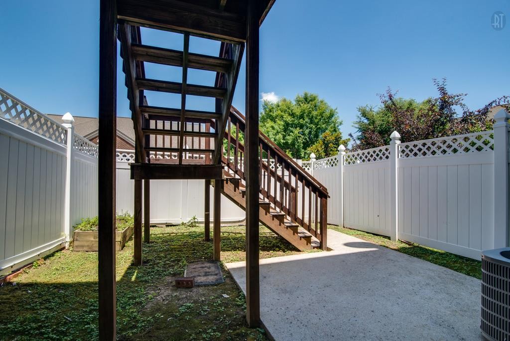 7717 Porter House Dr