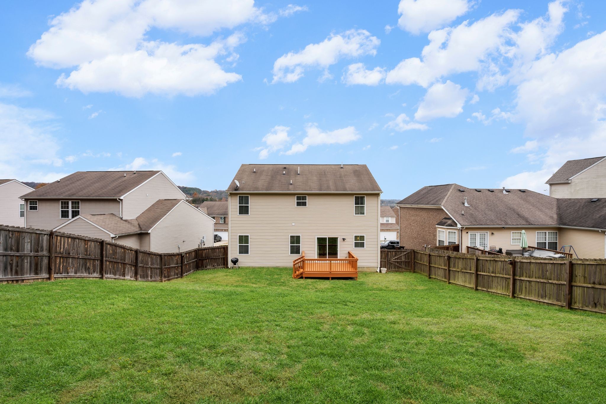 2569 Jordan Ridge Dr