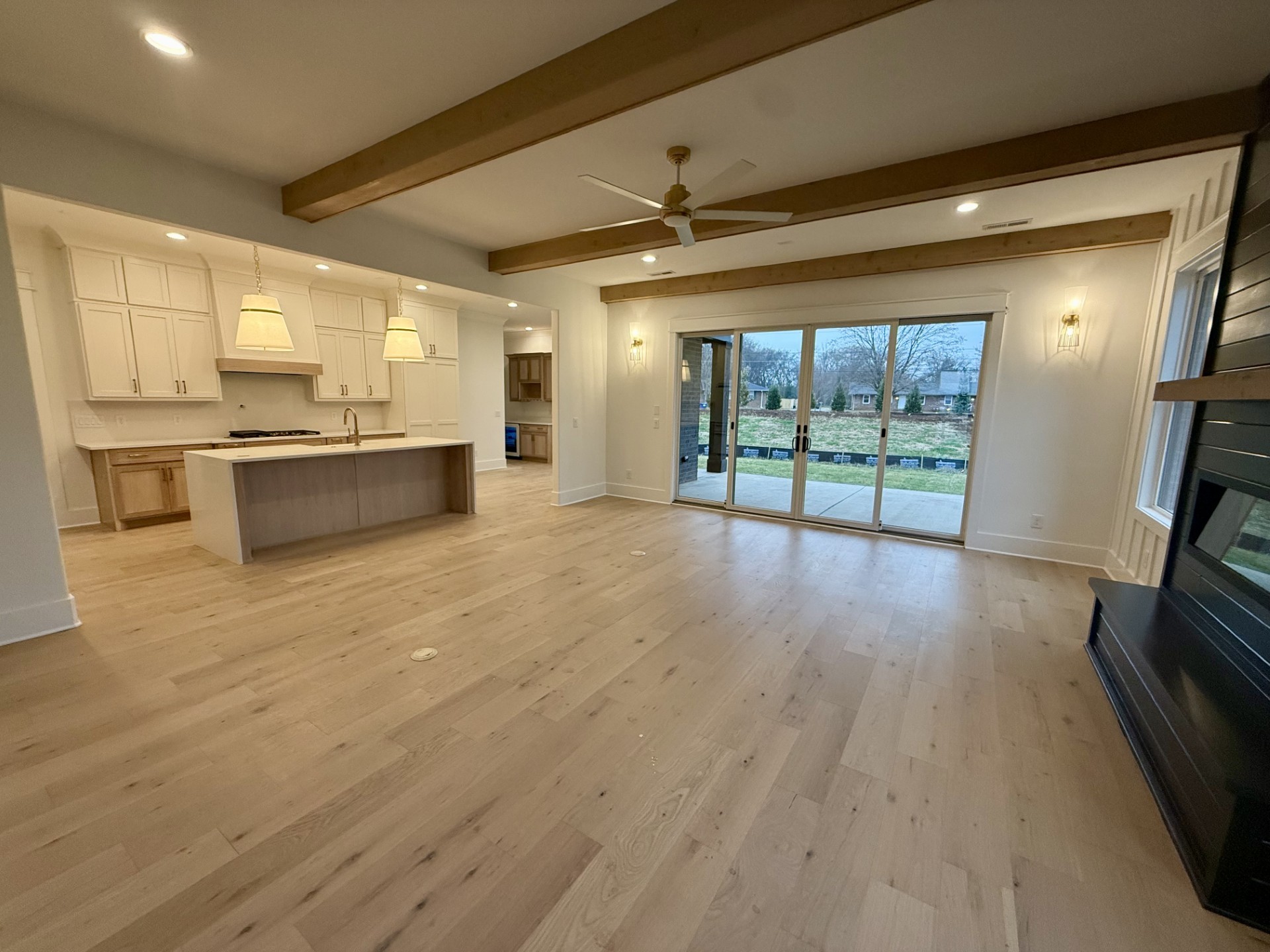 5732 Eaglemont Dr