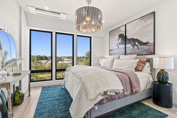 106 Grizzard Ave Unit: 2