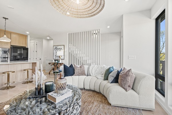 106 Grizzard Ave Unit: 2