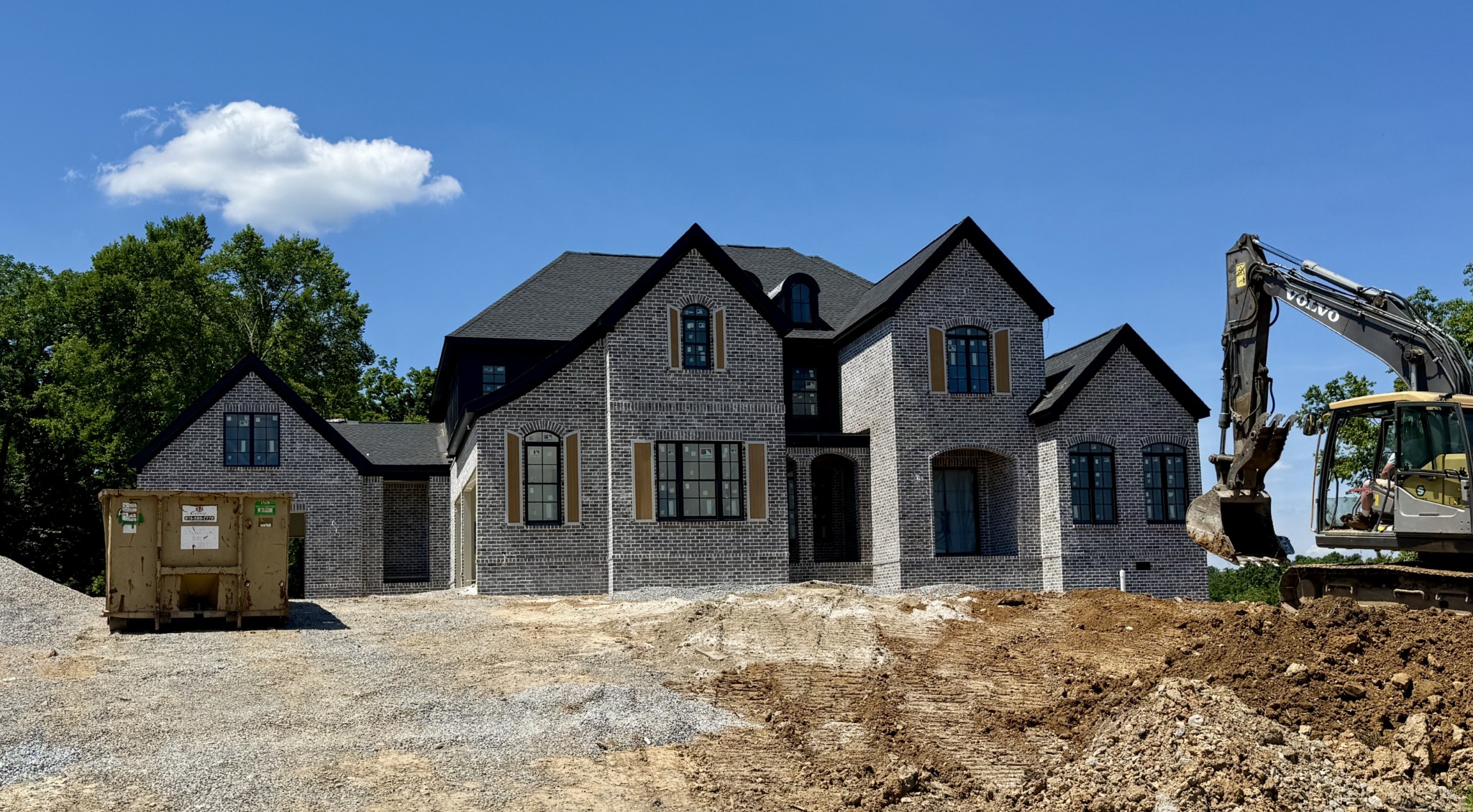 9900 Amarosa Ct