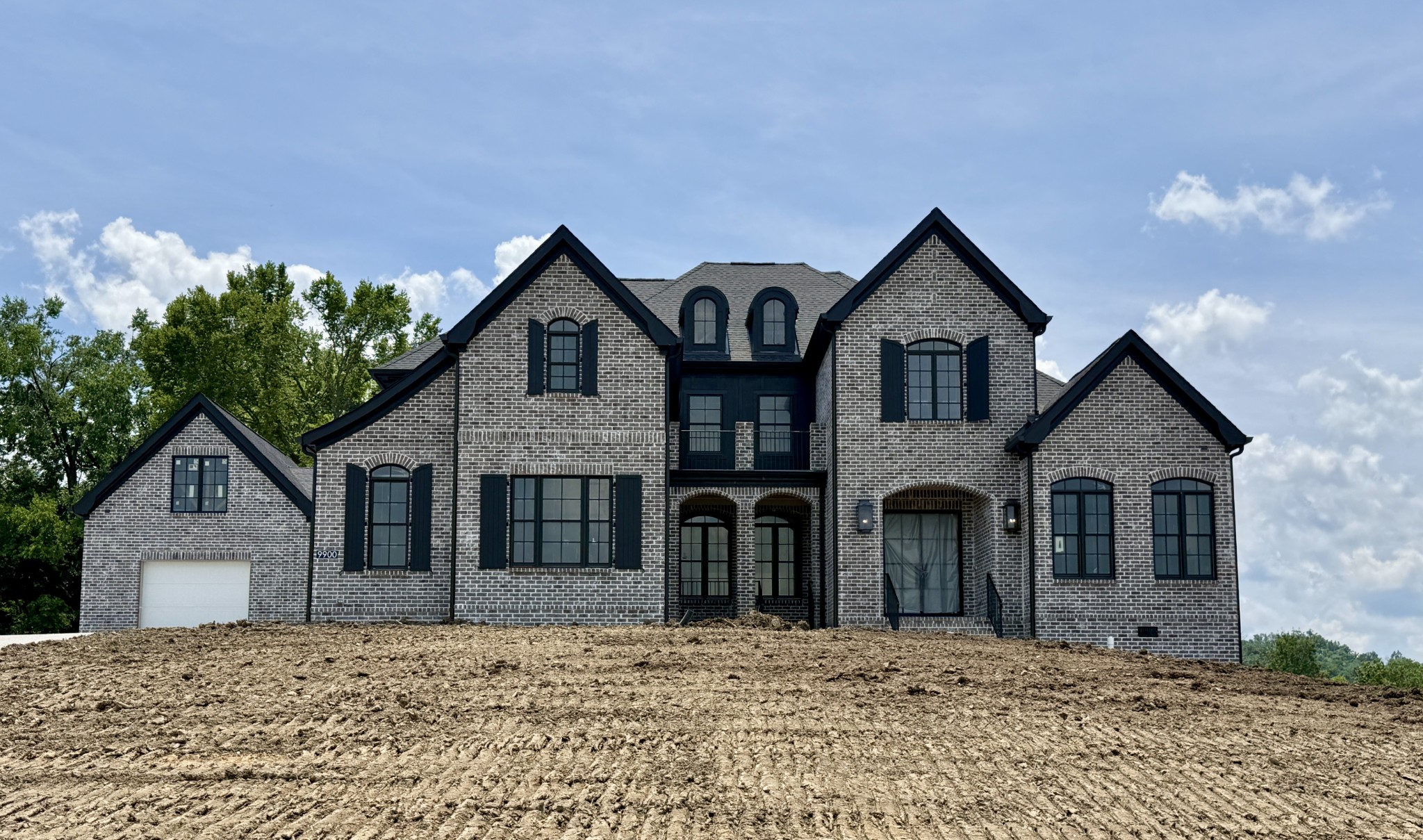 9900 Amarosa Ct