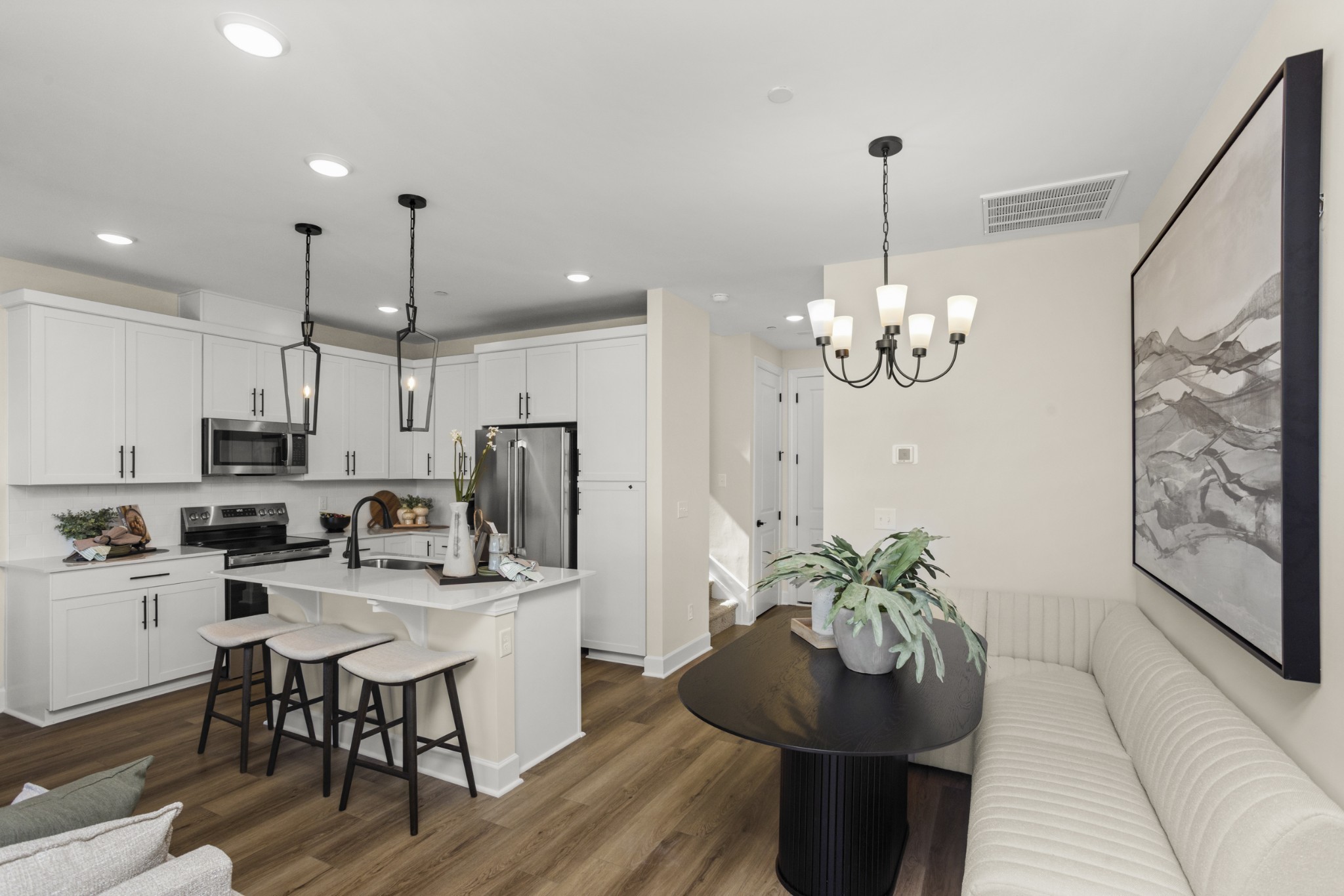 312 Lynwood Station Boulevard