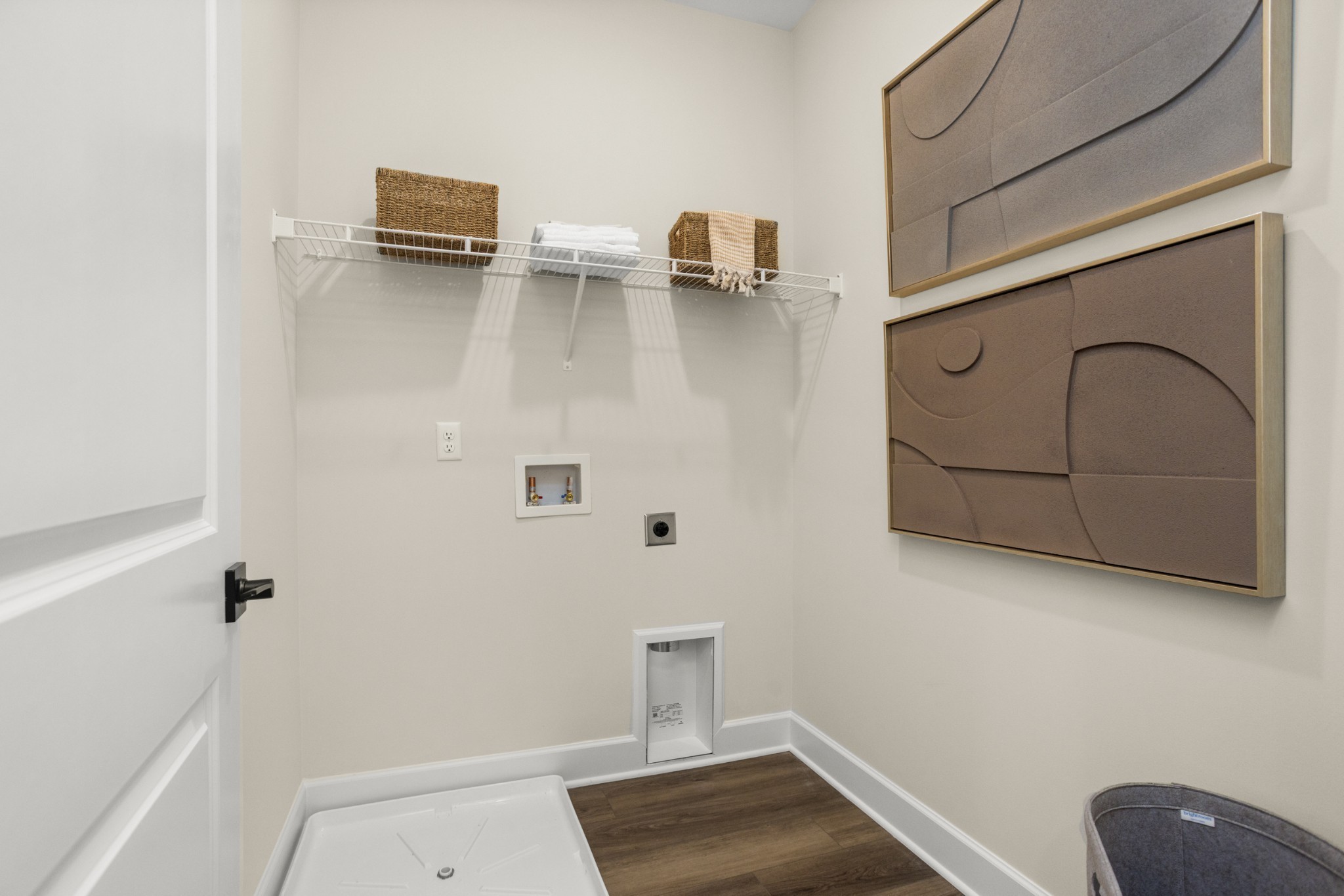 312 Lynwood Station Boulevard