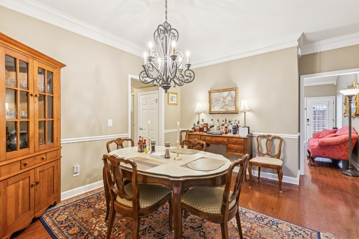 9008 Sunrise Cir
