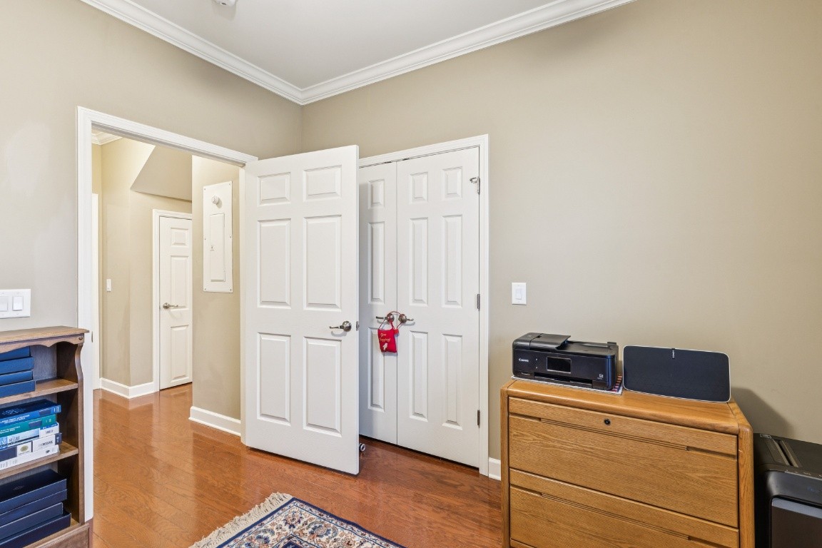 9008 Sunrise Cir