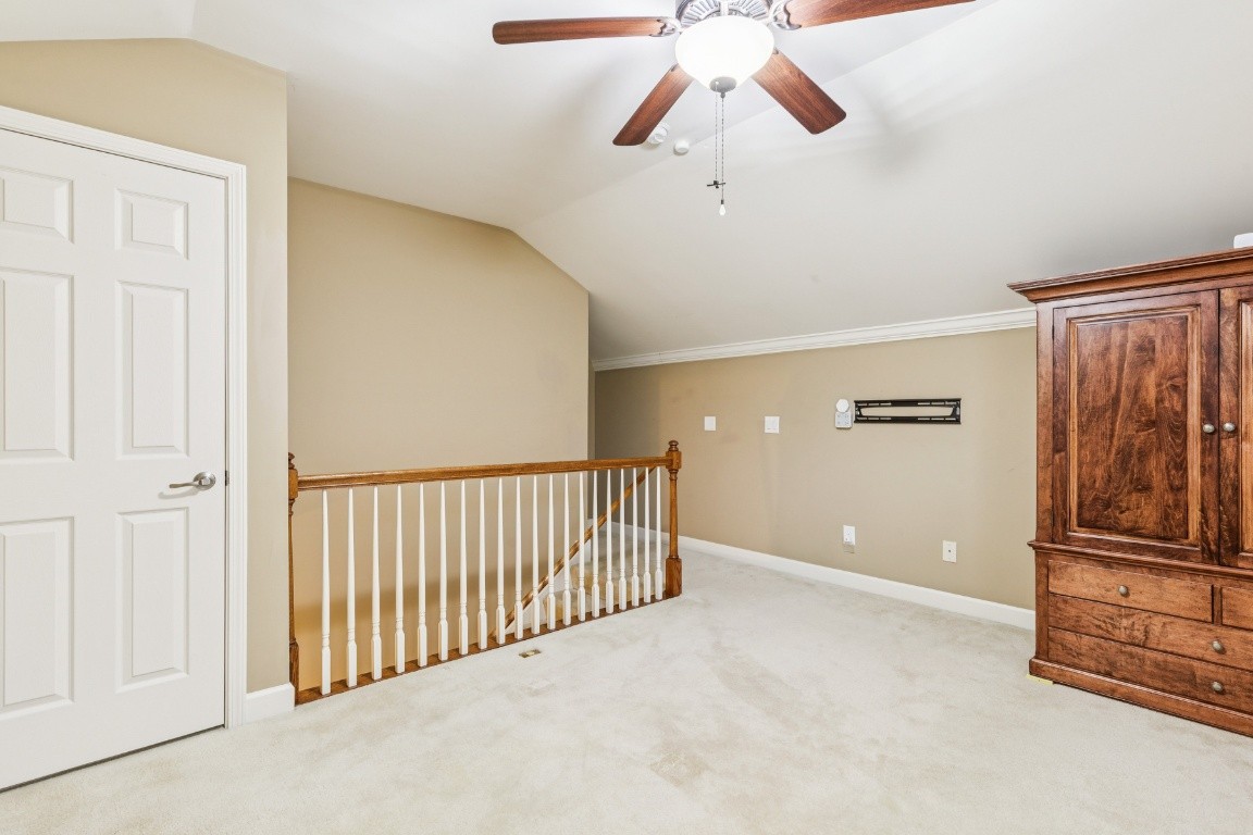 9008 Sunrise Cir