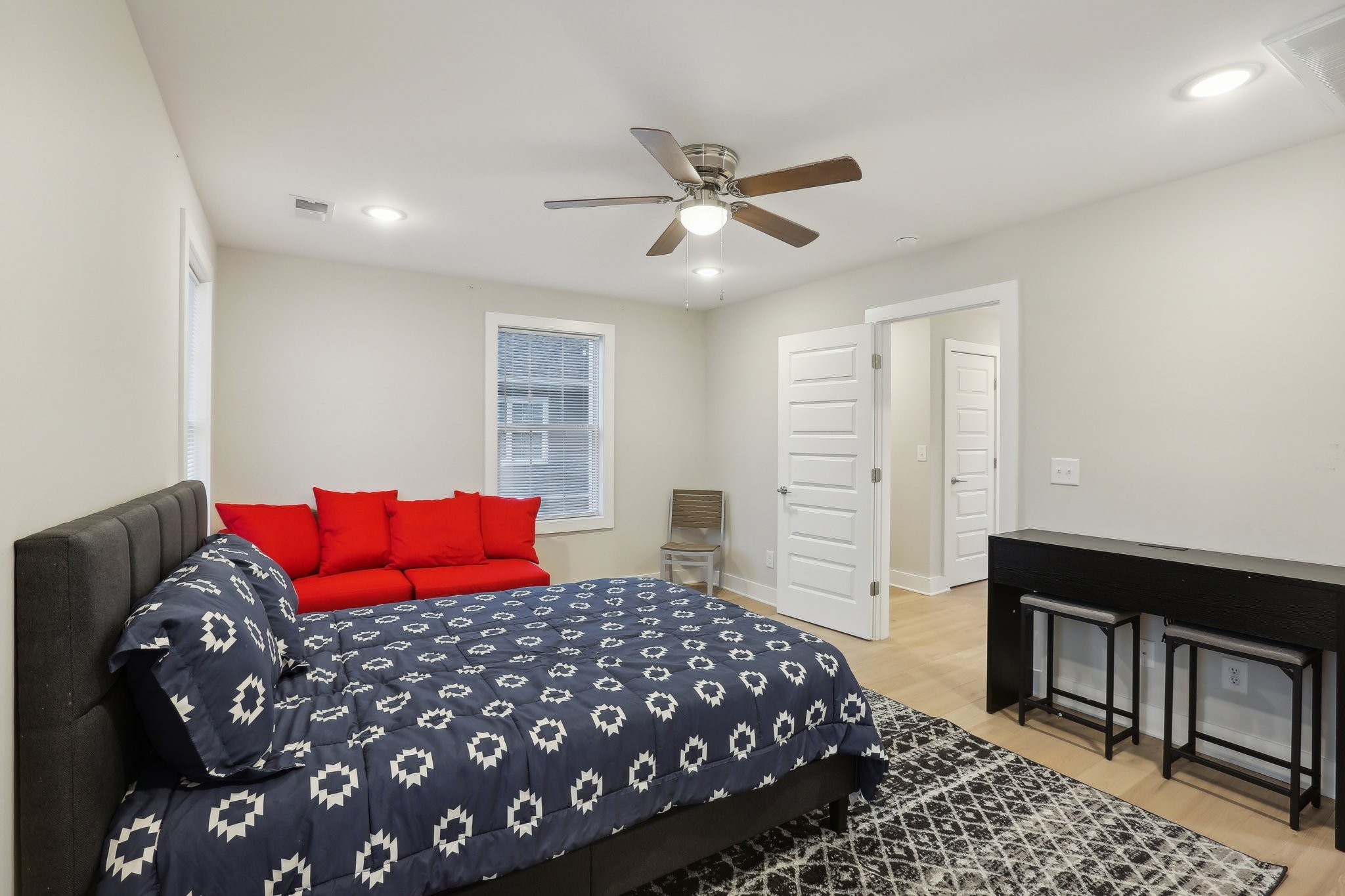 6206 Morrow Rd Unit: B