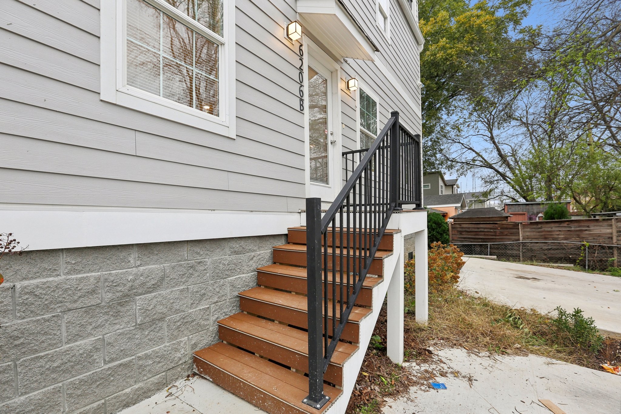 6206 Morrow Rd Unit: B