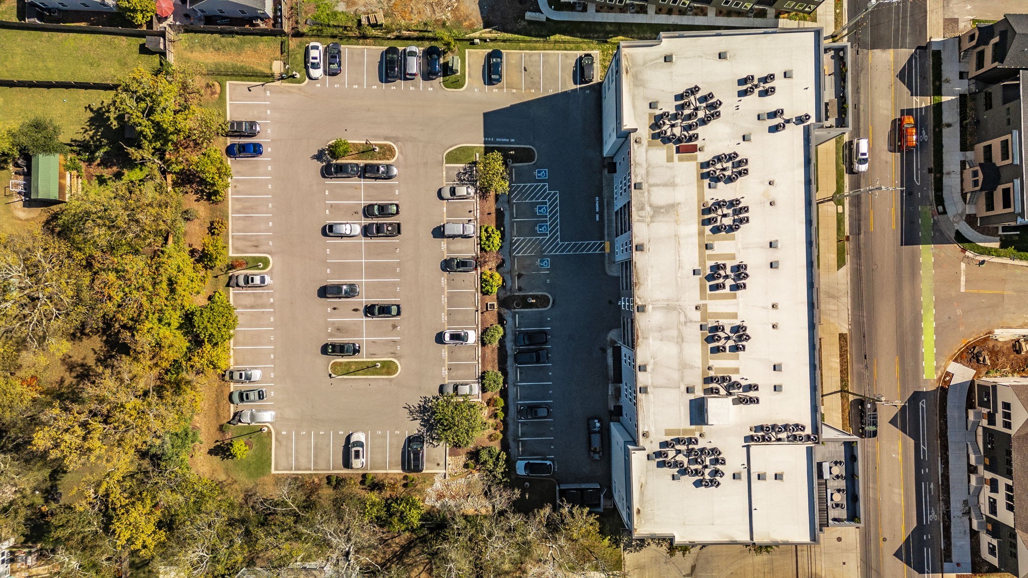 1041 E Trinity Ln Unit: 301