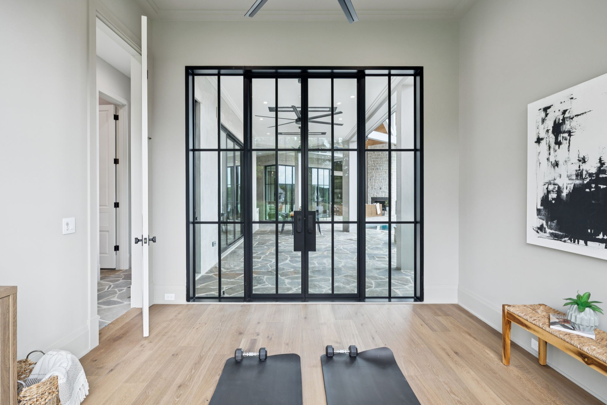 8101 Turning Point Dr