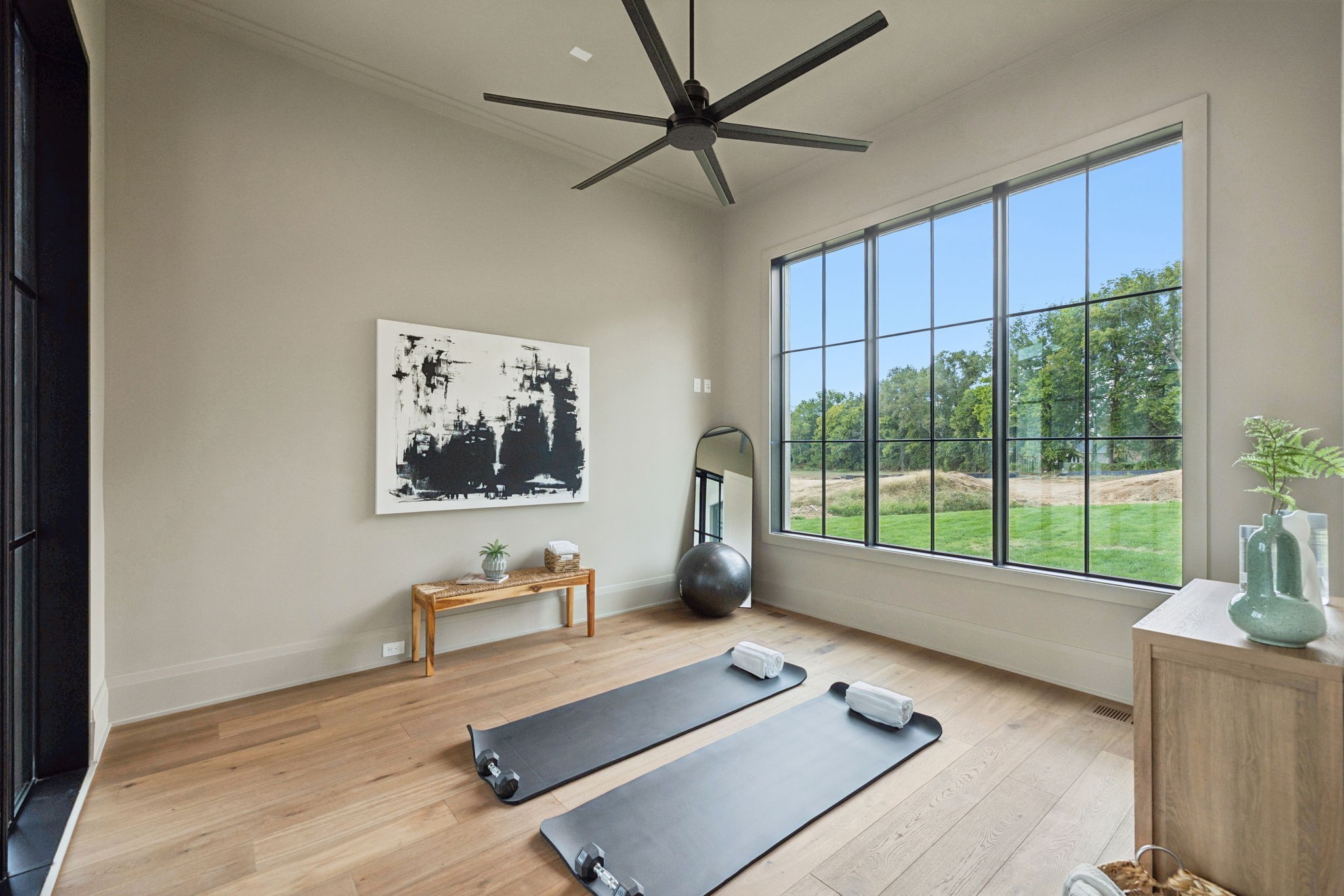 8101 Turning Point Dr