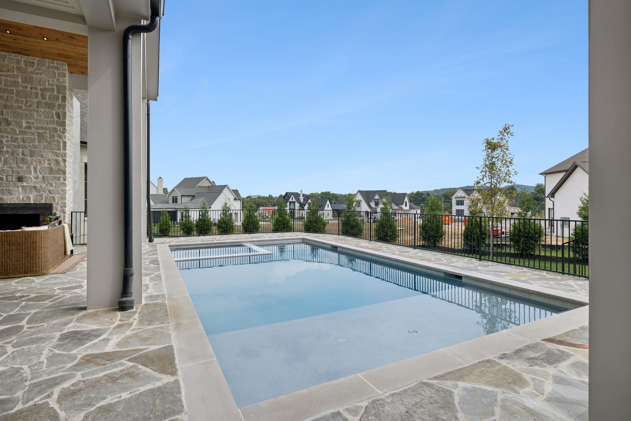 8101 Turning Point Dr