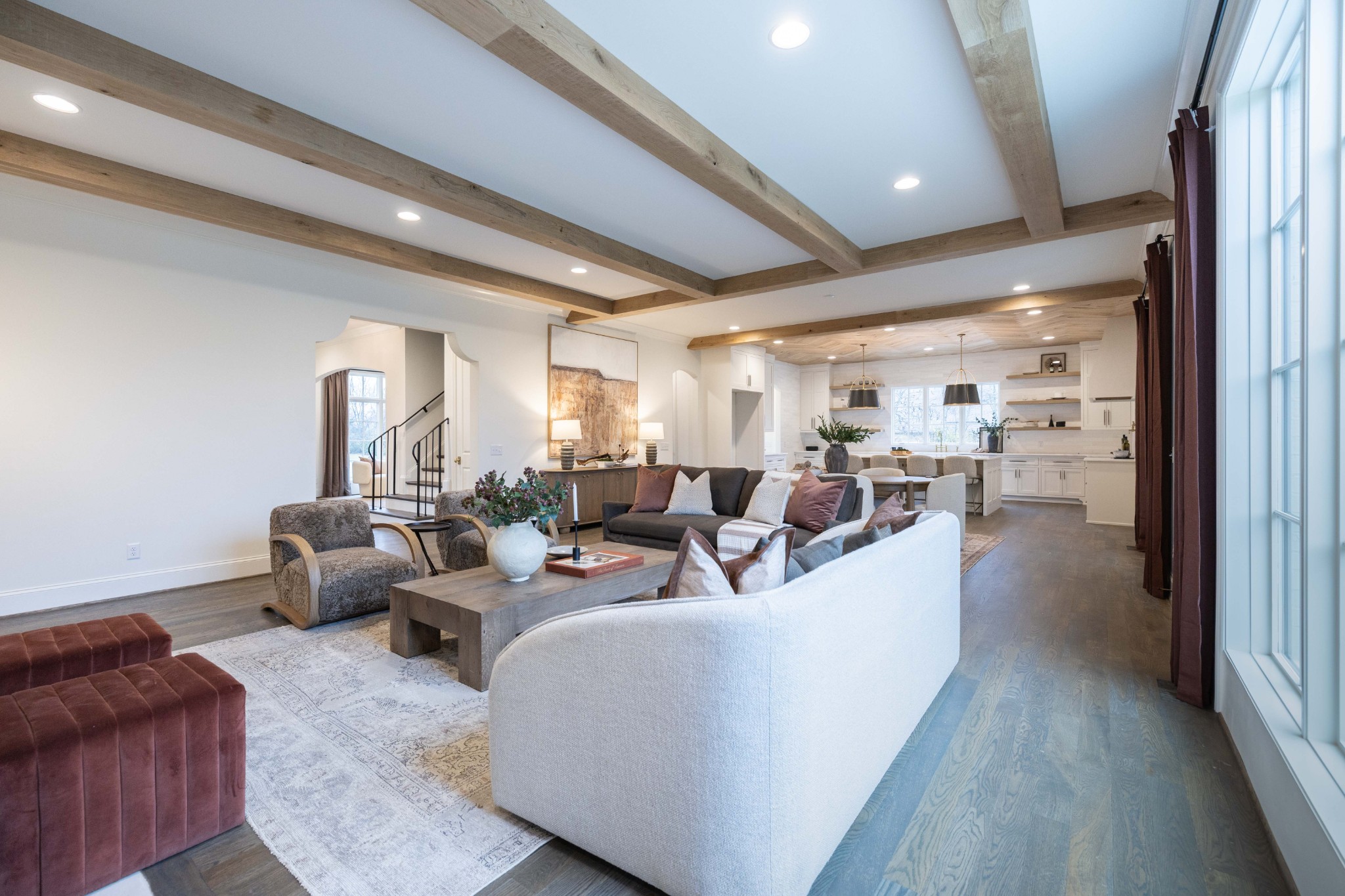 6035 Frazier Park Ln