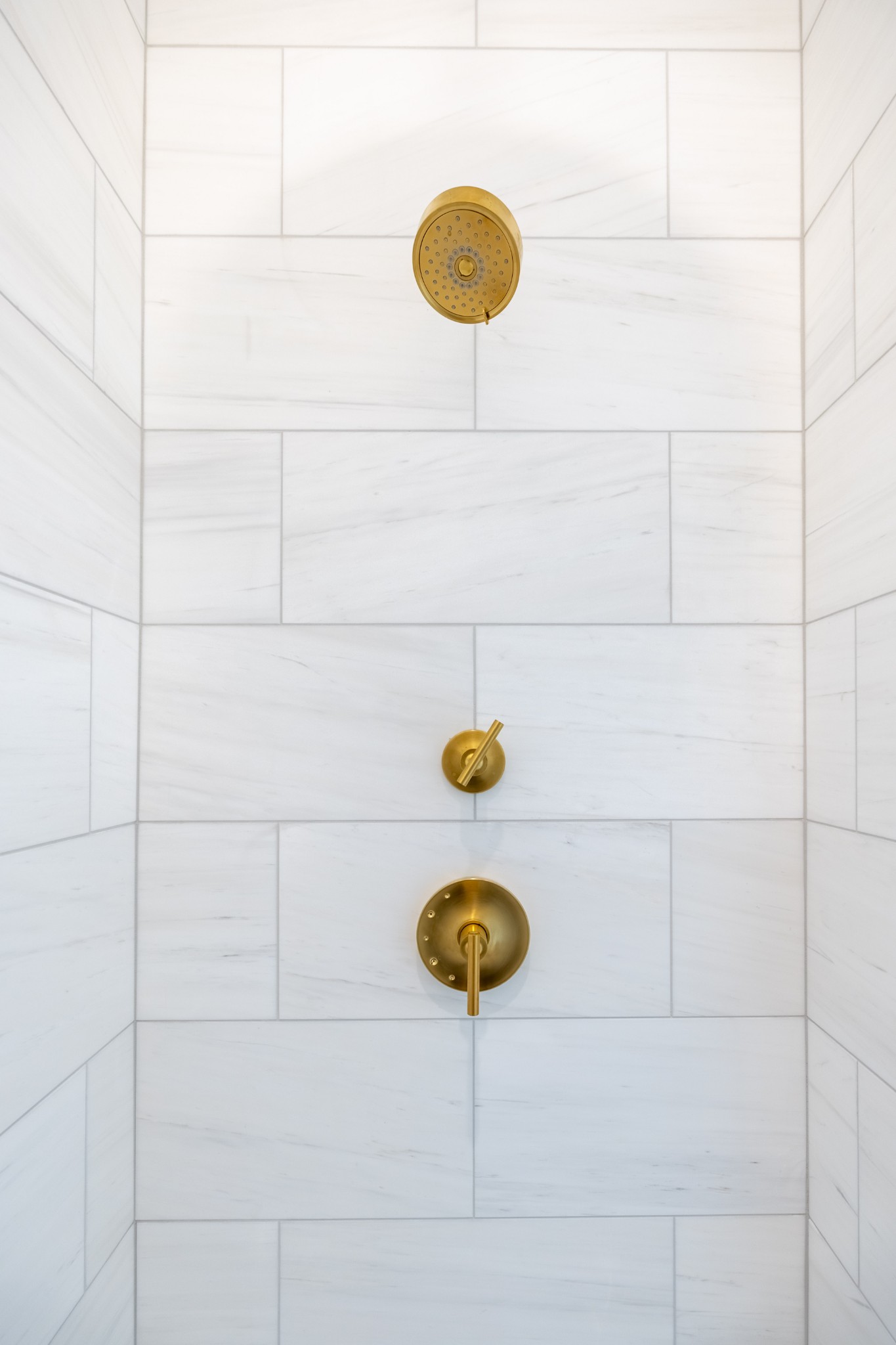 6035 Frazier Park Ln