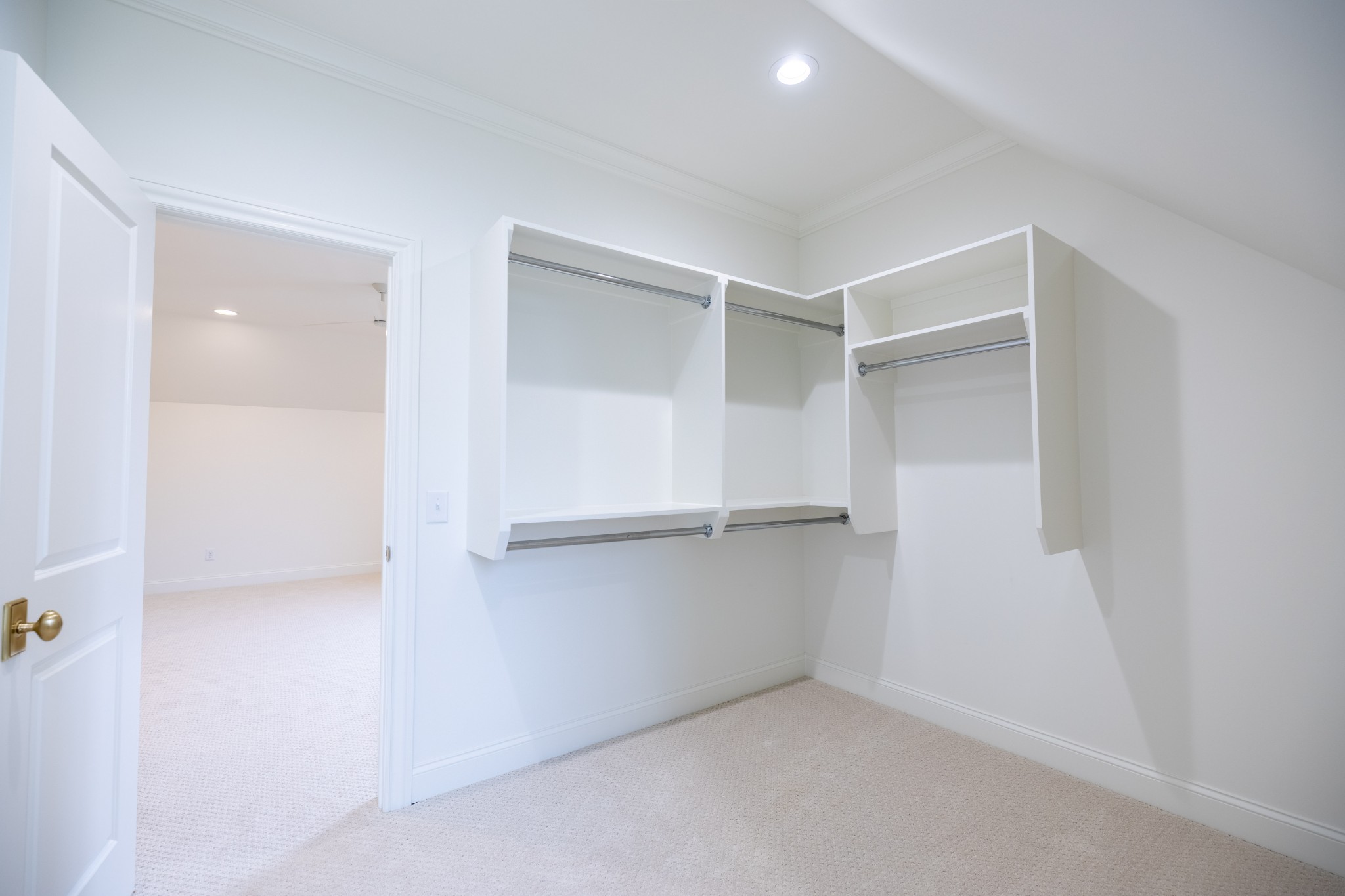 6035 Frazier Park Ln