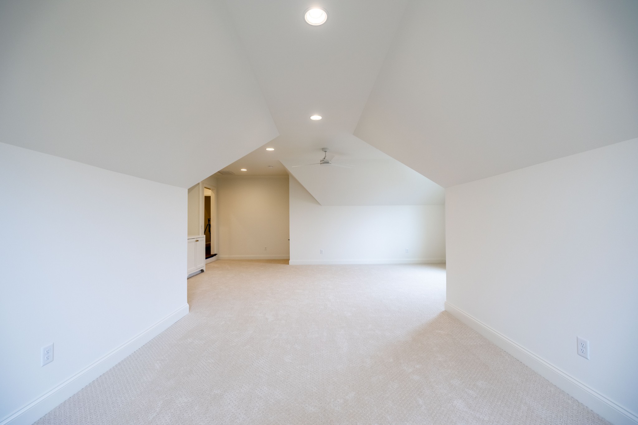 6035 Frazier Park Ln