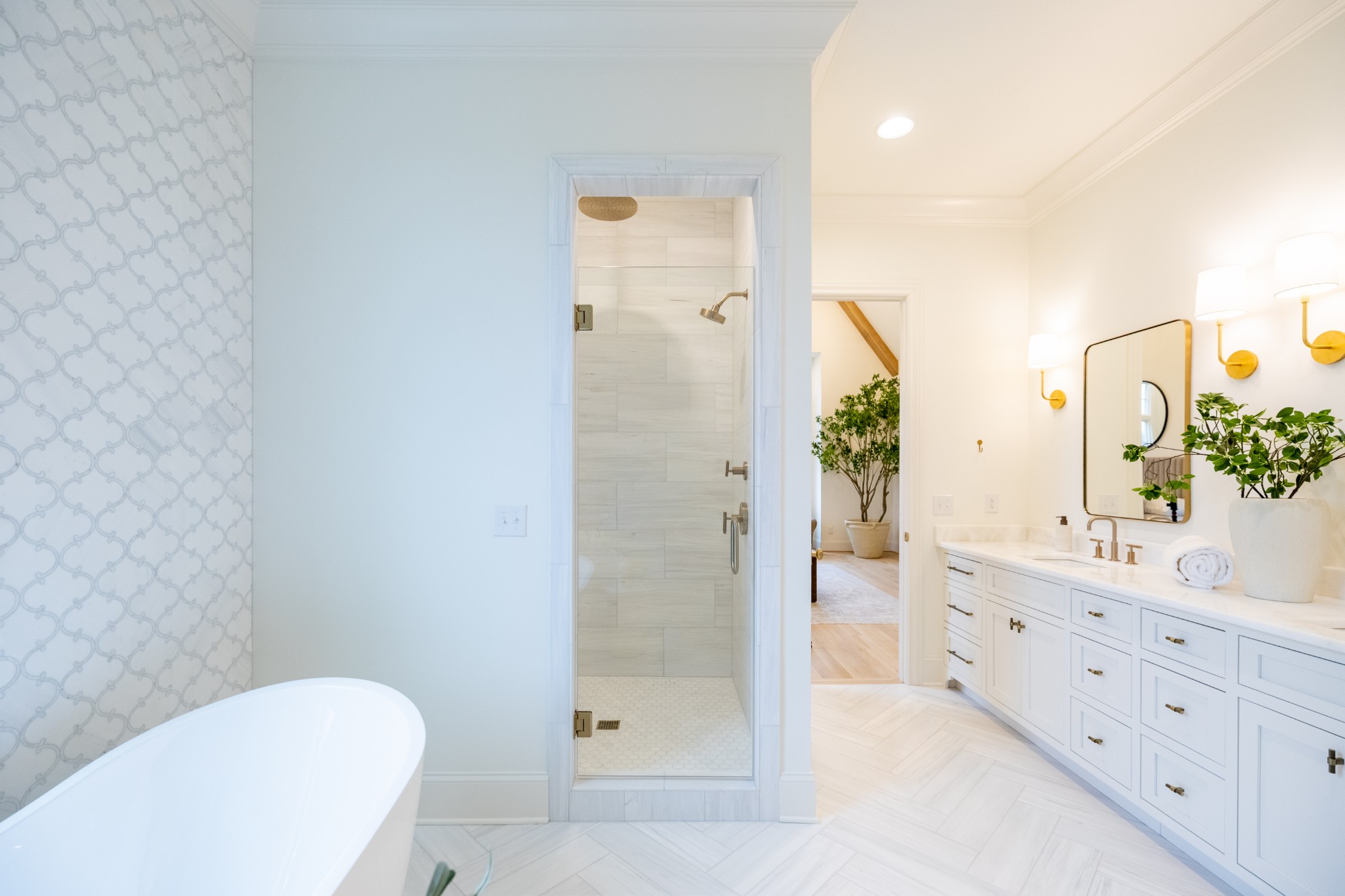 6034 Frazier Park Ln