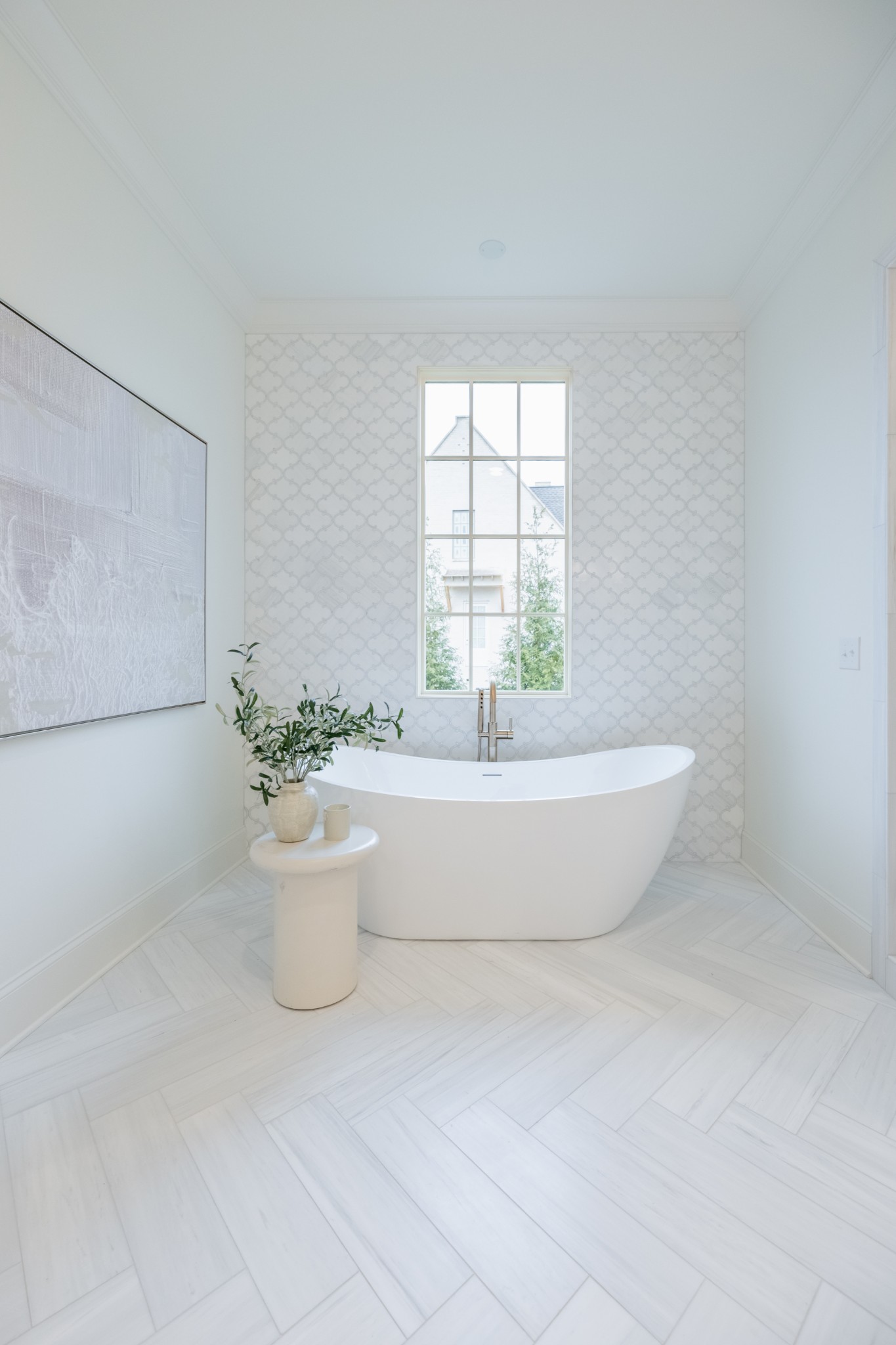 6034 Frazier Park Ln