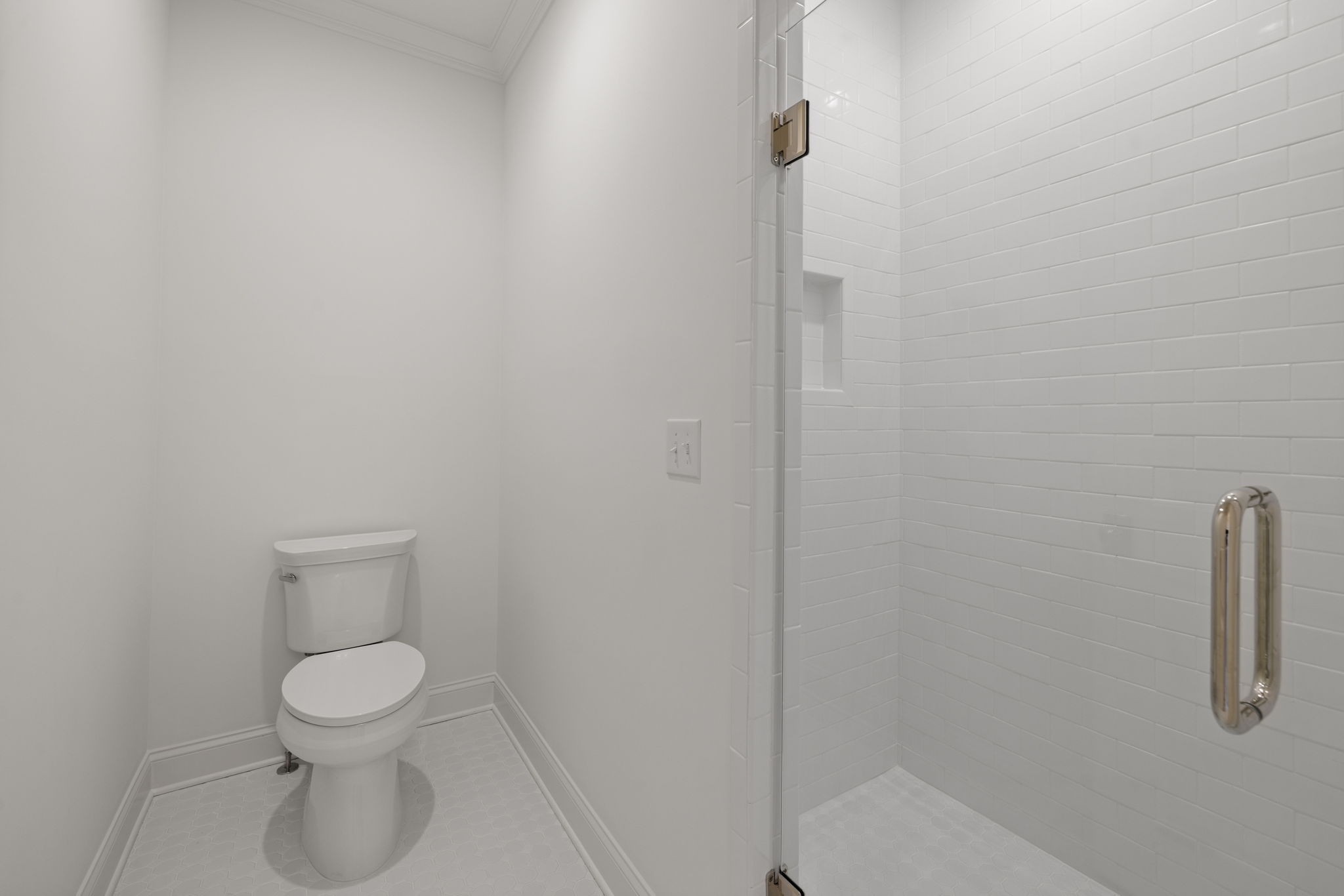 6034 Frazier Park Ln